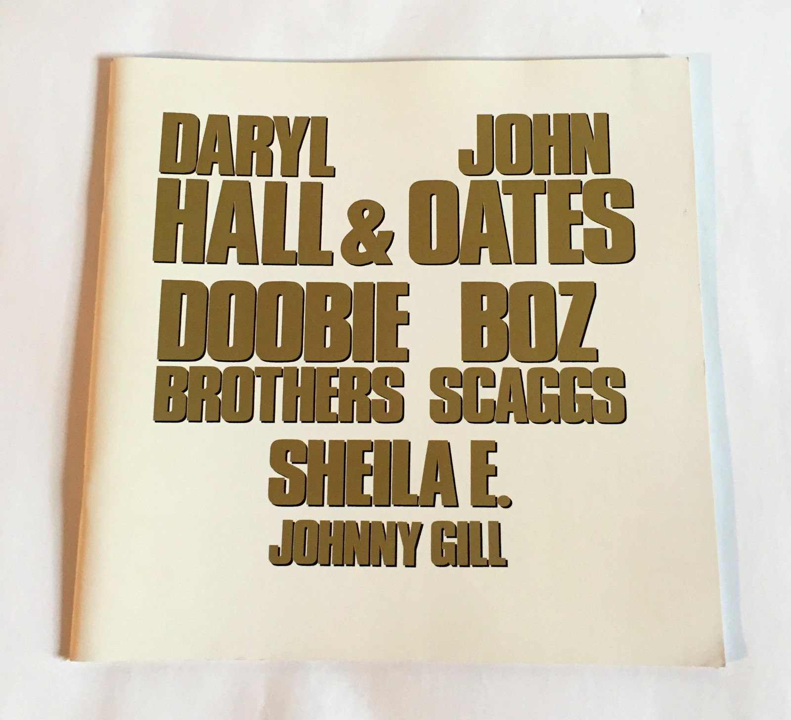 KIRIN GIGS 1990 JAPAN TOUR BOOK Hall & Oates Doobies Sheila E. Johnny Gill B01