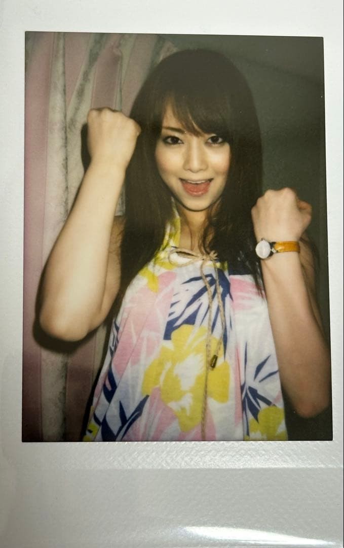 AkihO Yoshizawa Cheki No Signature