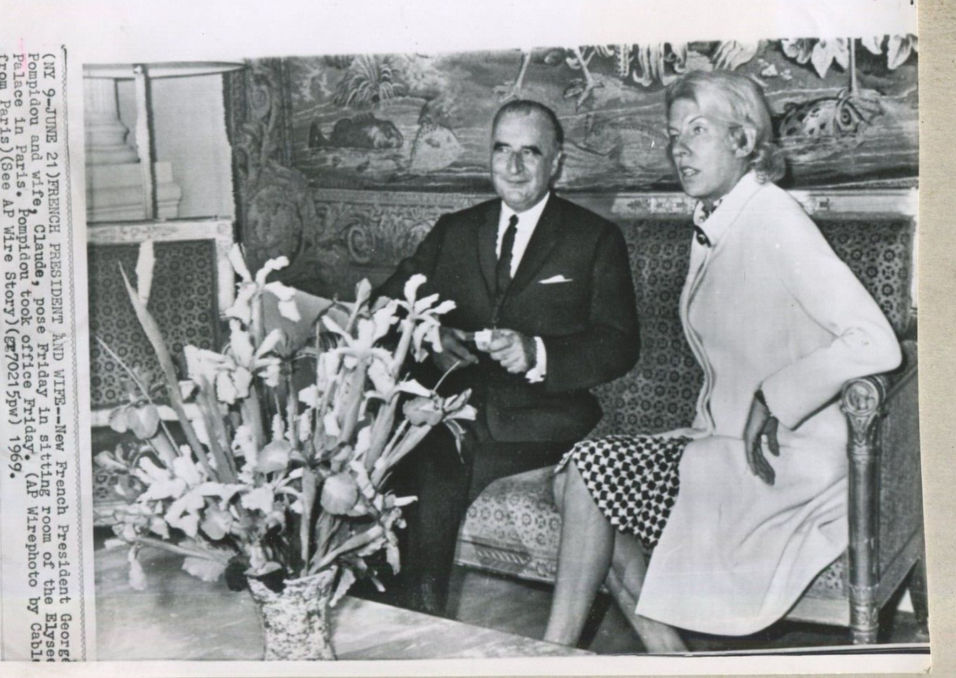 Georges Pompidou French President & Wife Pose 1969 Promo Press Photo R21