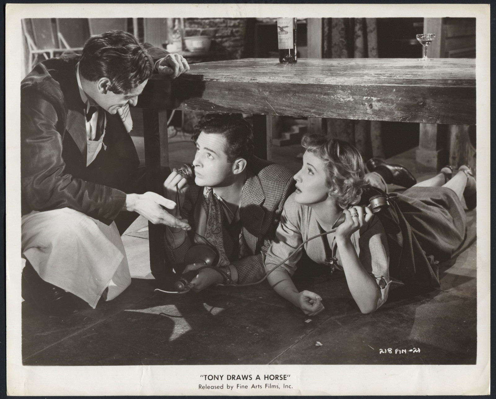Tony Draws A Horse ’50 EUGENE DECKERS DEREK BOND ANNE CRAWFORD TELEPHONE