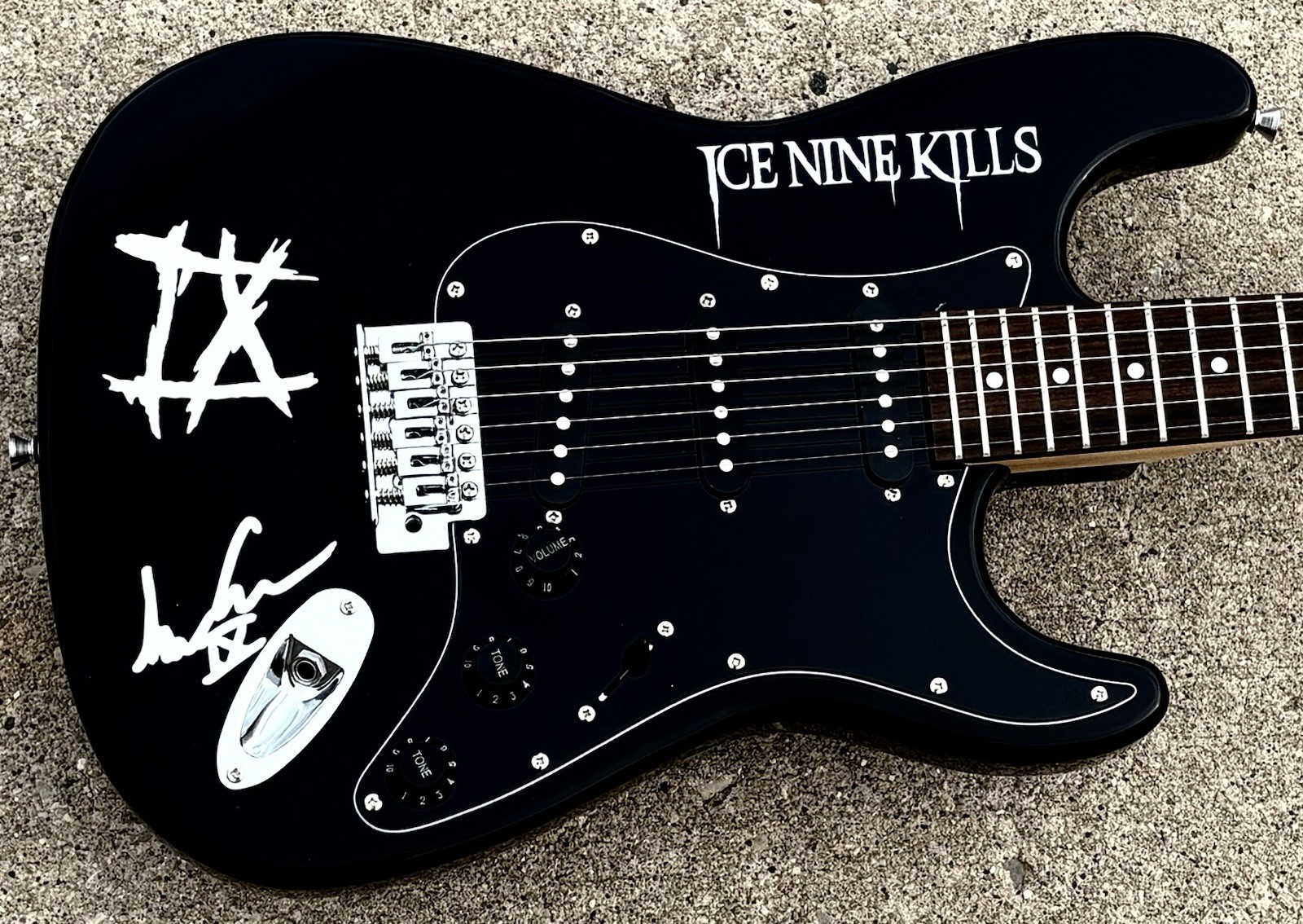 ICE NINE KILLS SIGNED Guitar JSA AUTHENTICATION LETTER Spencer Charnas