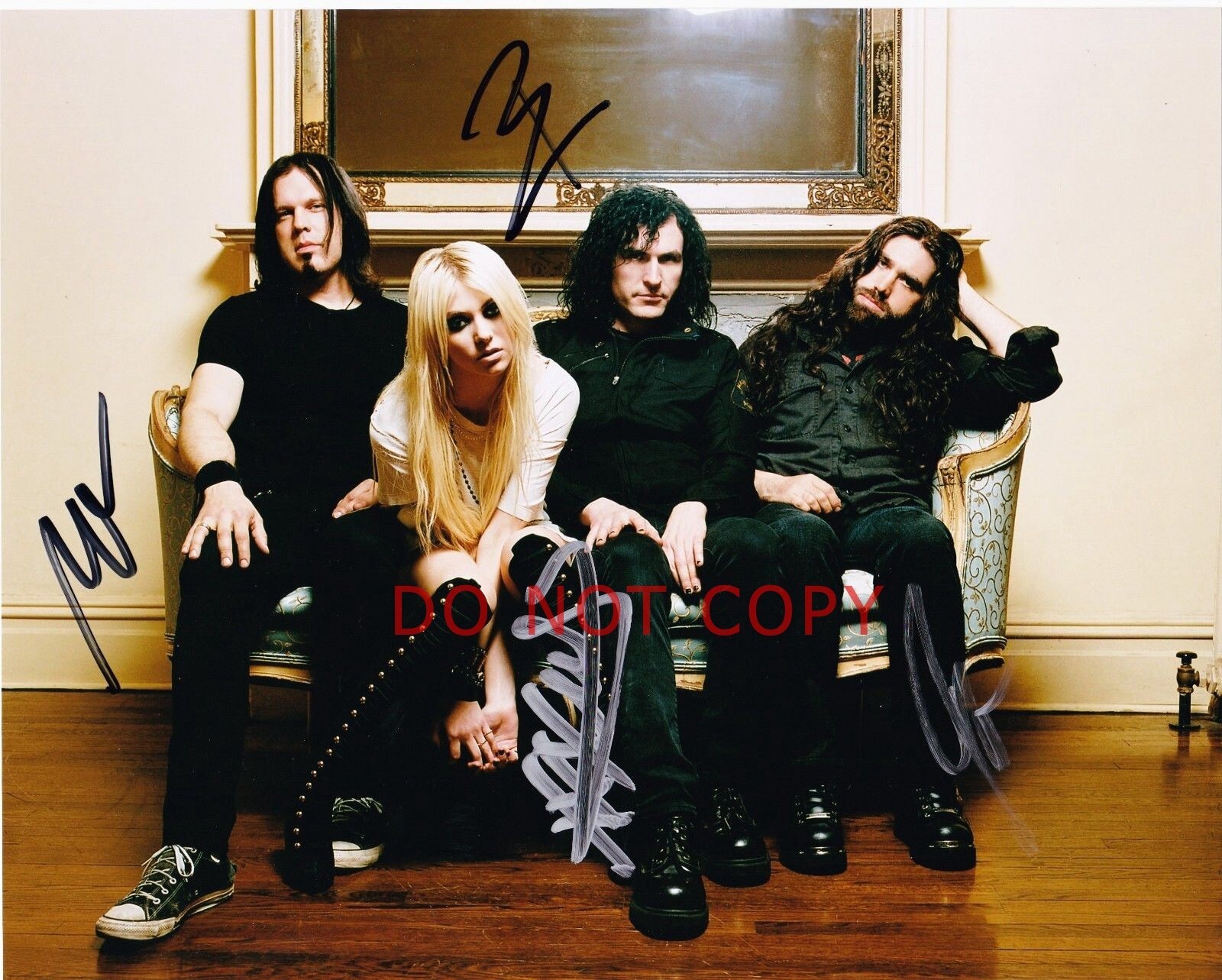 The Pretty Reckless Taylor Momsen SIGNED reprint 8×10 Photo Autographed RP #1