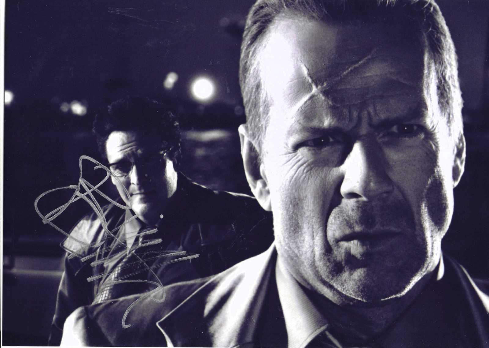 BRUCE WILLIS signed 8 x 12 inch SIN CITY photo