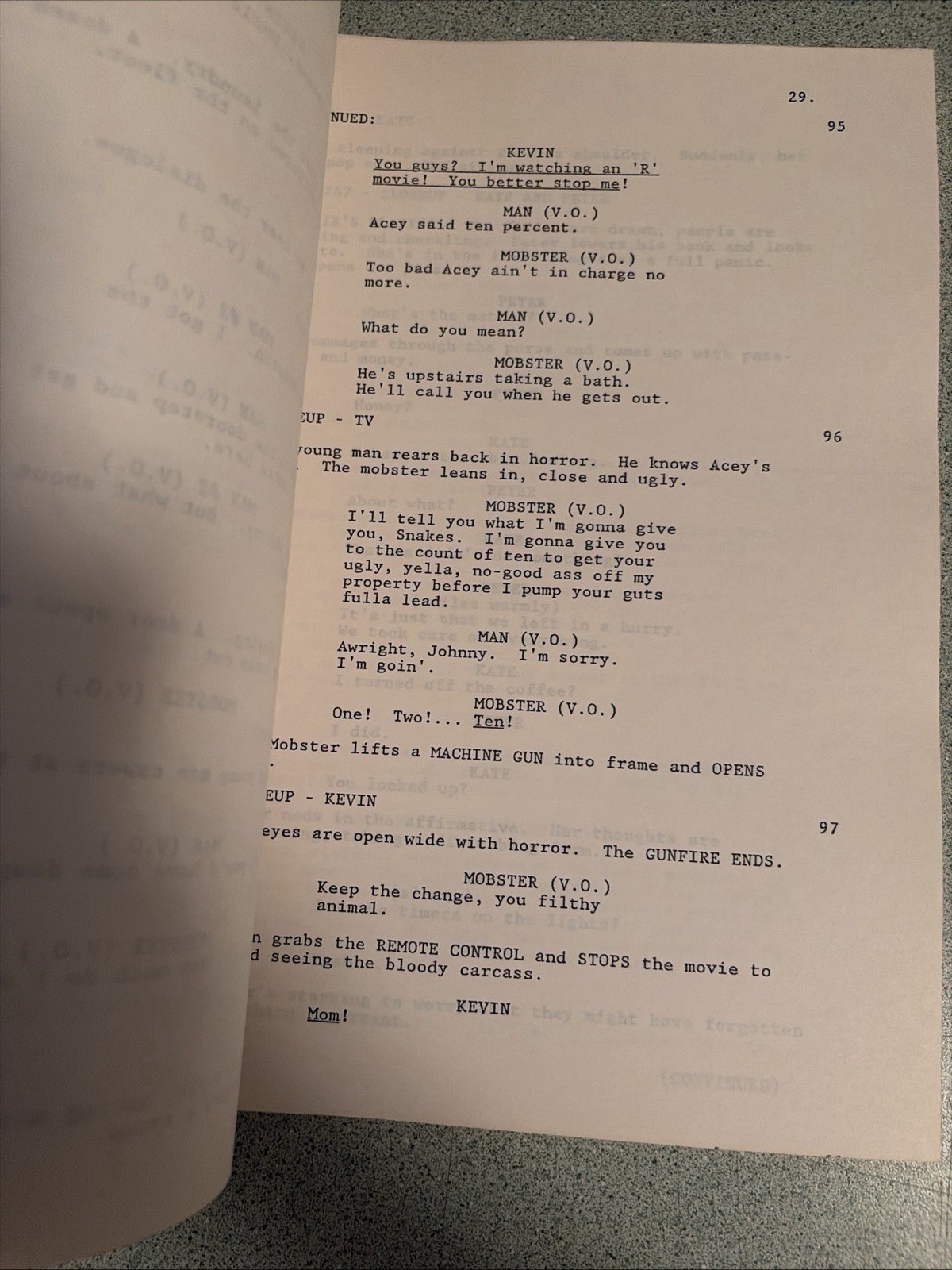 1990 HOME ALONE Script Screenplay Movie Film Macaulay Culkin Catherine O’Hara