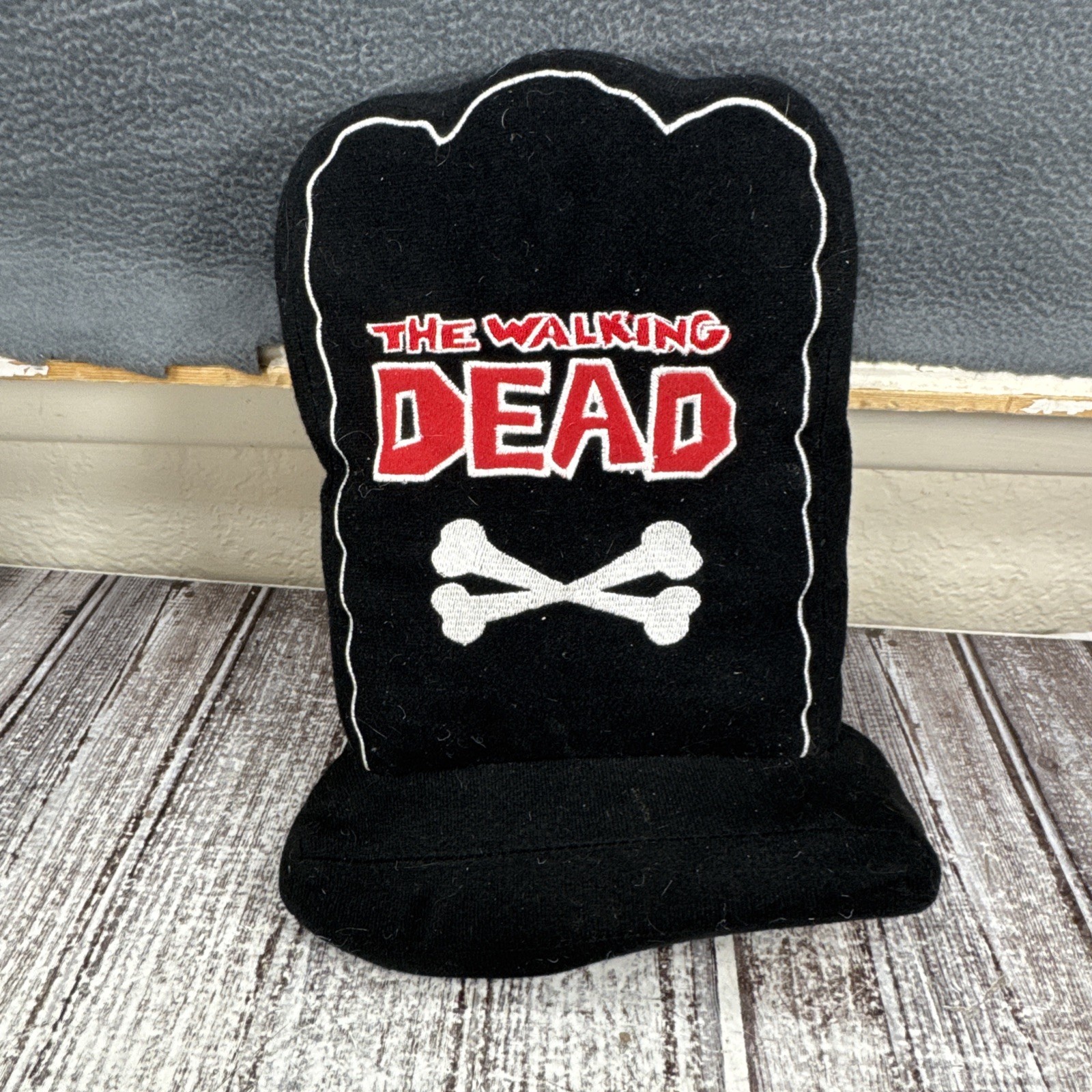 Rare The Walking Dead Black Tombstone Grave Plush Series 1 ~ Peek-a-boo Toys