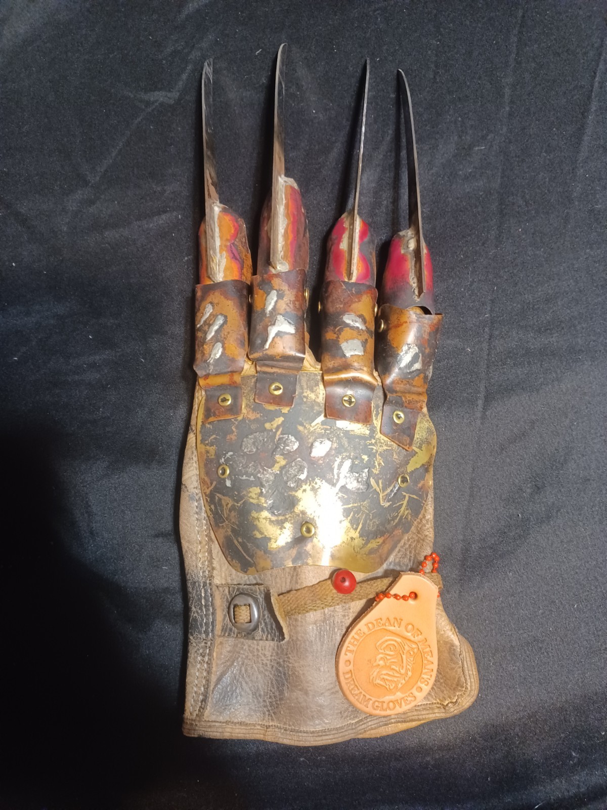 A NIGHTMARE ON ELM STREET 4 THE DREAM MASTER FREDDY KRUEGER DINER GLOVE PROMO