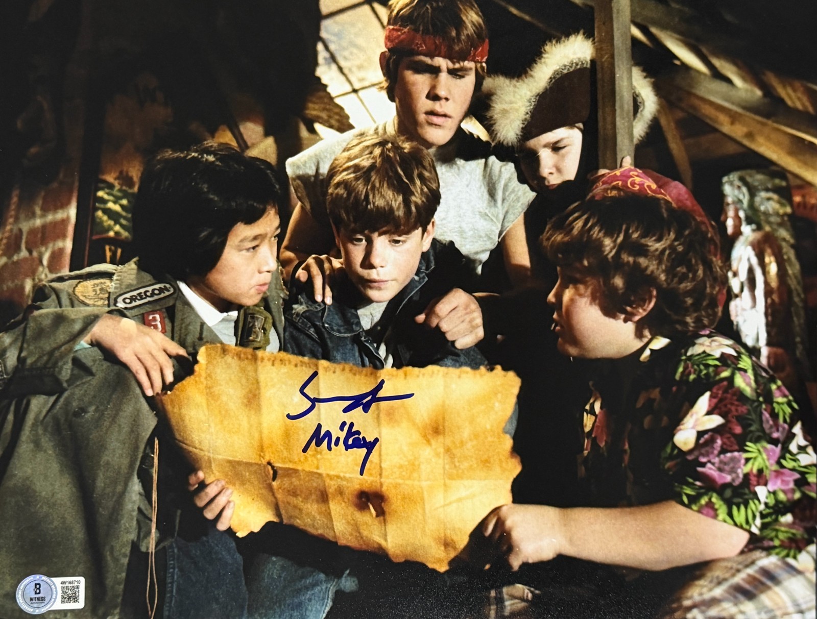 Sean Astin Signed 11×14 Photo The Goonies Authentic Autograph Beckett Witness