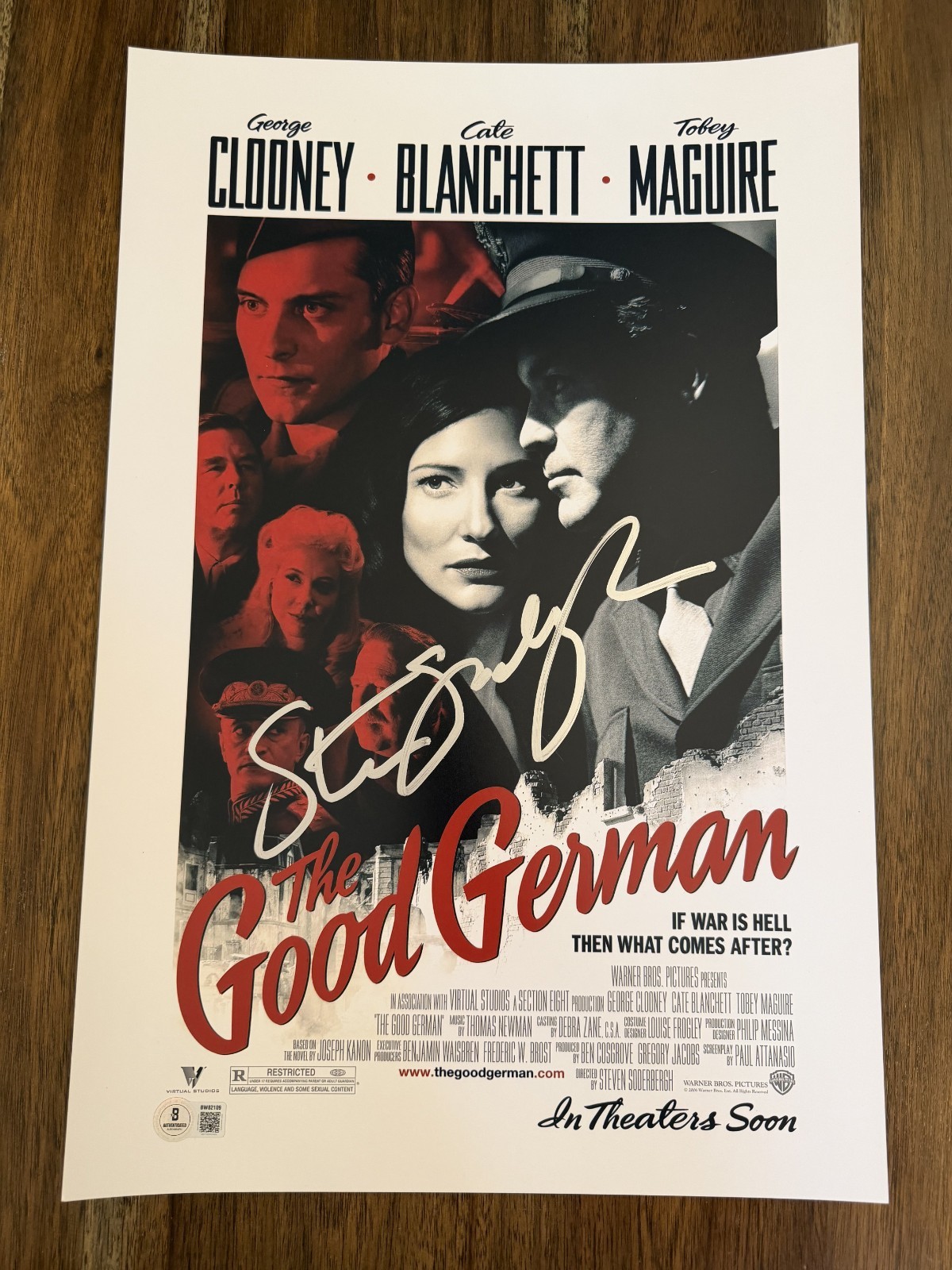 Steven Soderbergh ‘The Good German’ Movie Director Signed 12×18 Photo Beckett