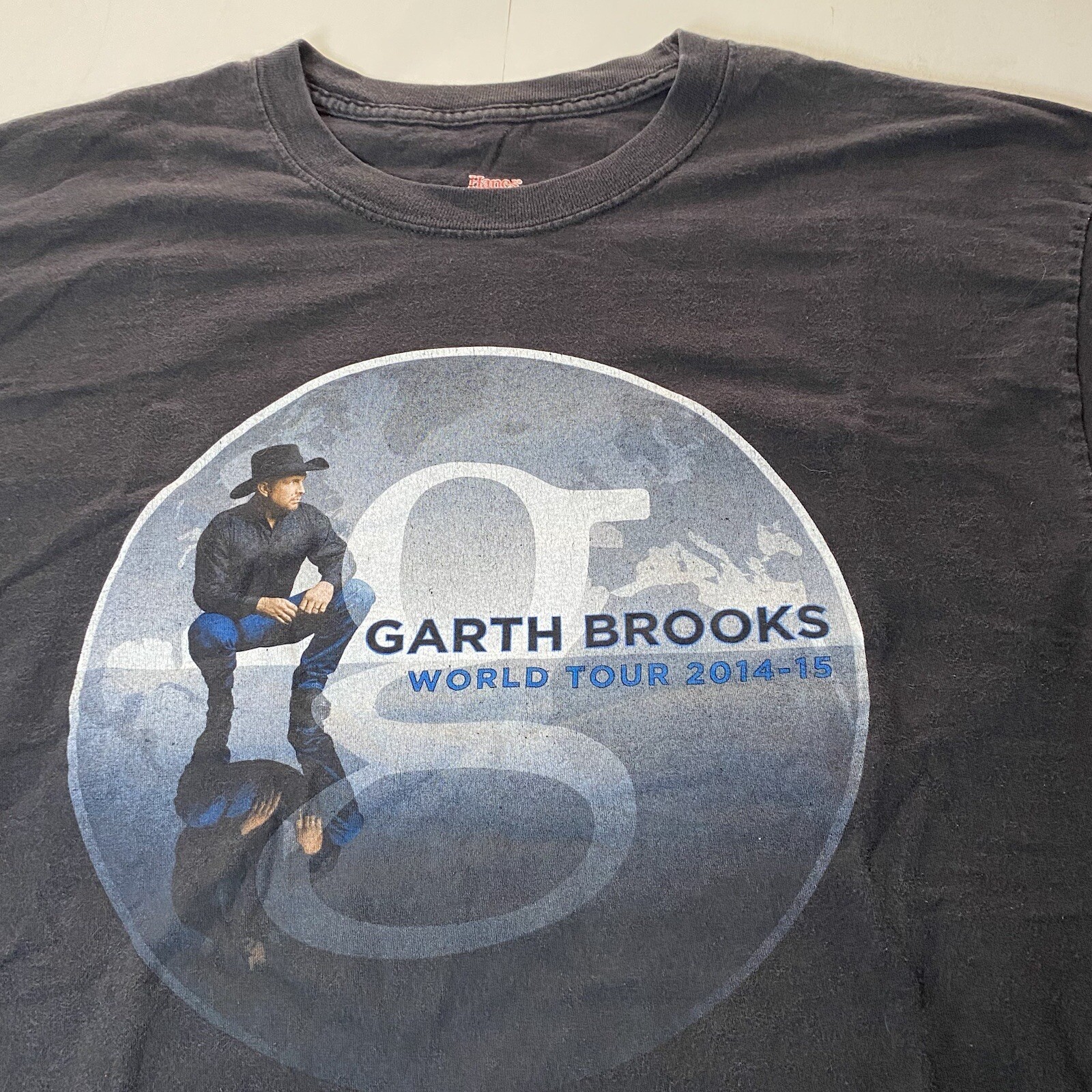 VTG Hanes Beefy T Shirt Men’s XL TG EG Black Garth Brooks World Tour 2014-15
