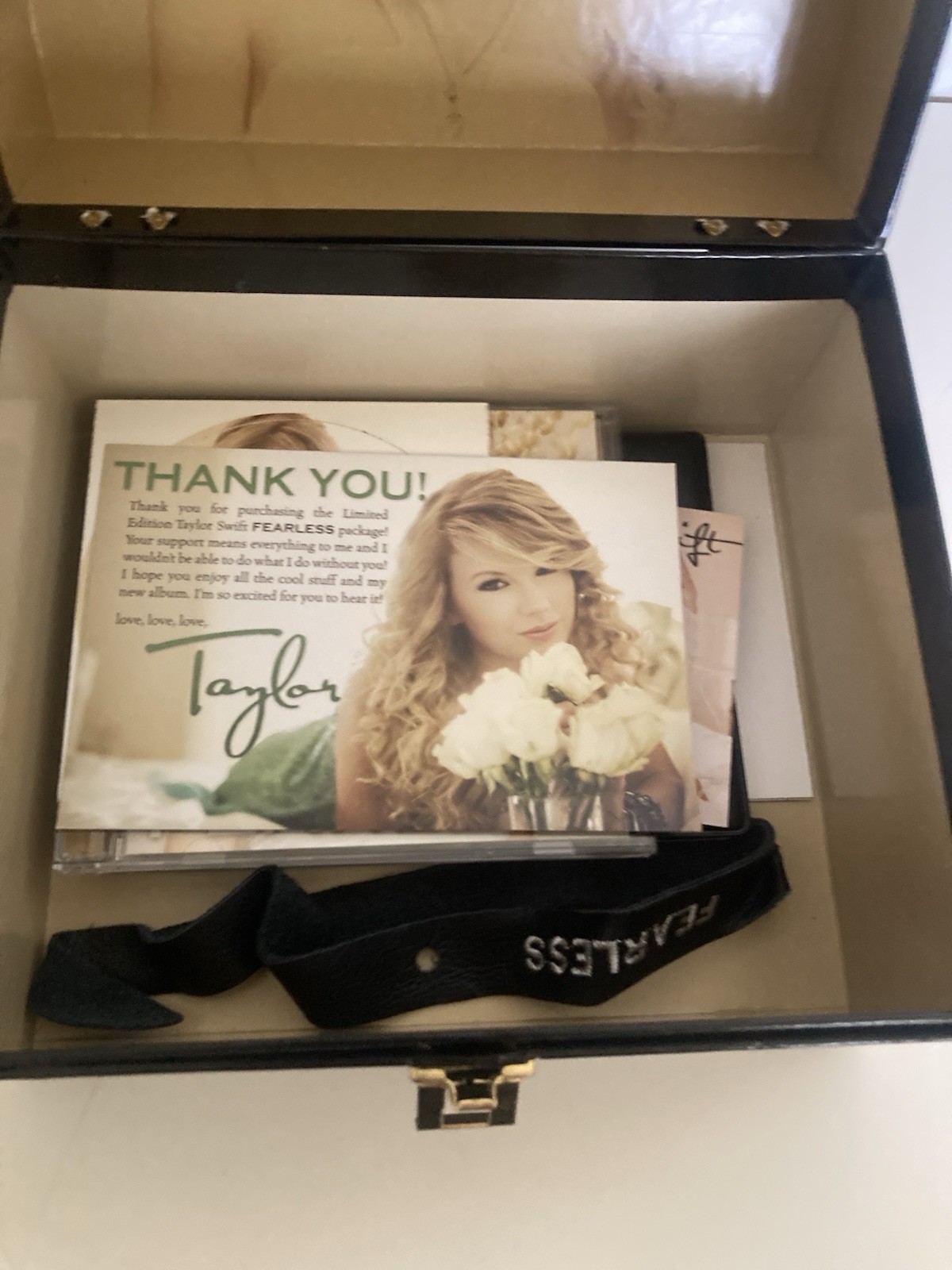 Taylor Swift Fearless Limited Edition Collectors Box (2008) Complete
