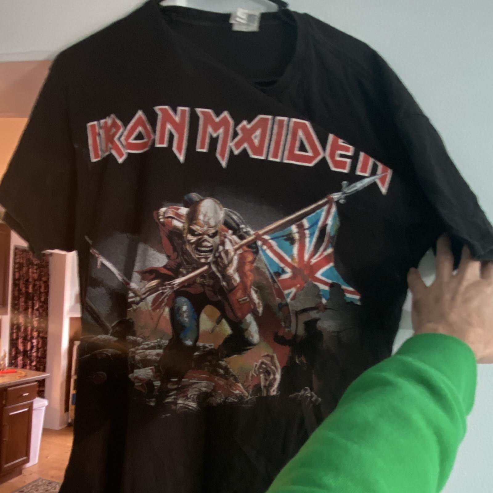 Iron Maiden Black Delta Pro Weight T-Shirt Size L Rock & Pop Music