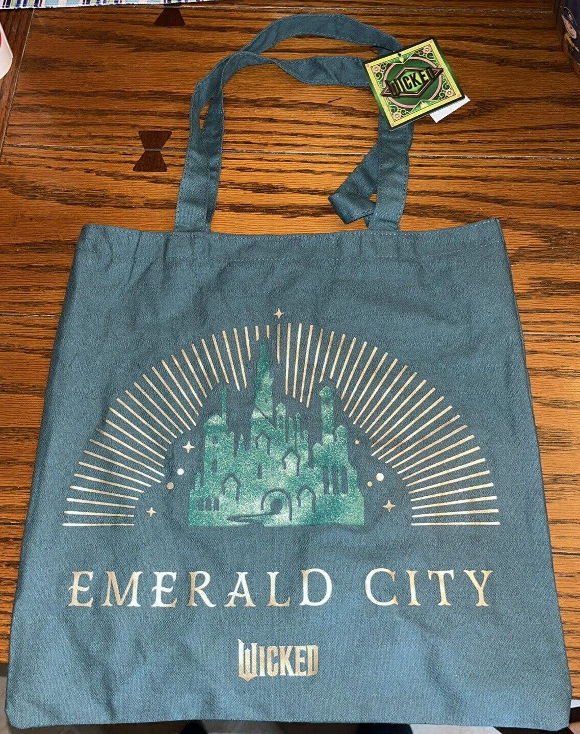 2024 WICKED CANVAS TOTE BAG TARGET BULLSEYE’S PLAYGROUND EXCLUSIVE EMERALD CITY