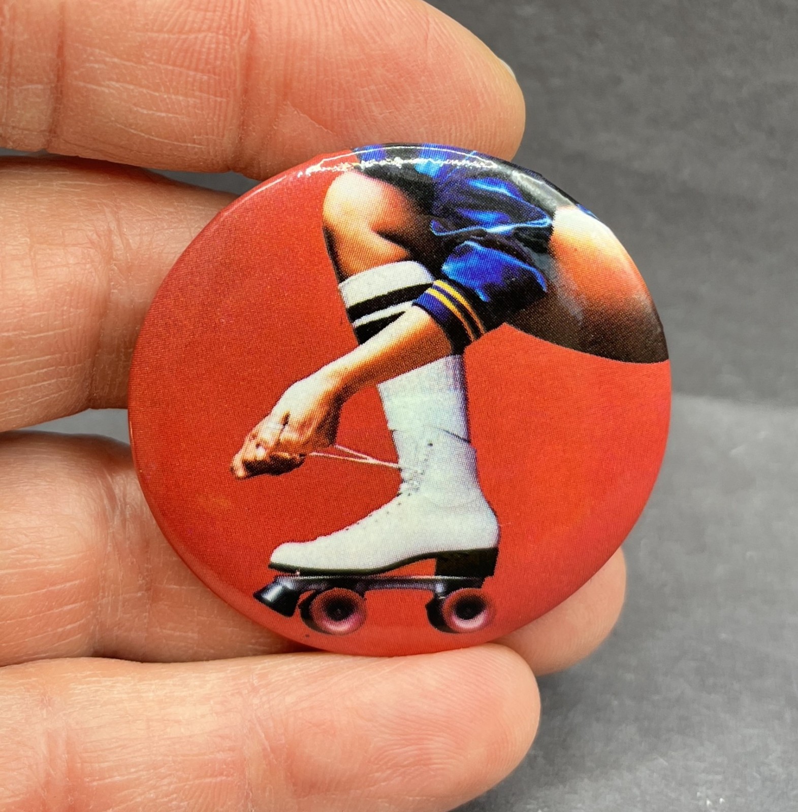 1978 Linda Ronstadt Living In The USA Promotional Pinback Button Elektra Asylum