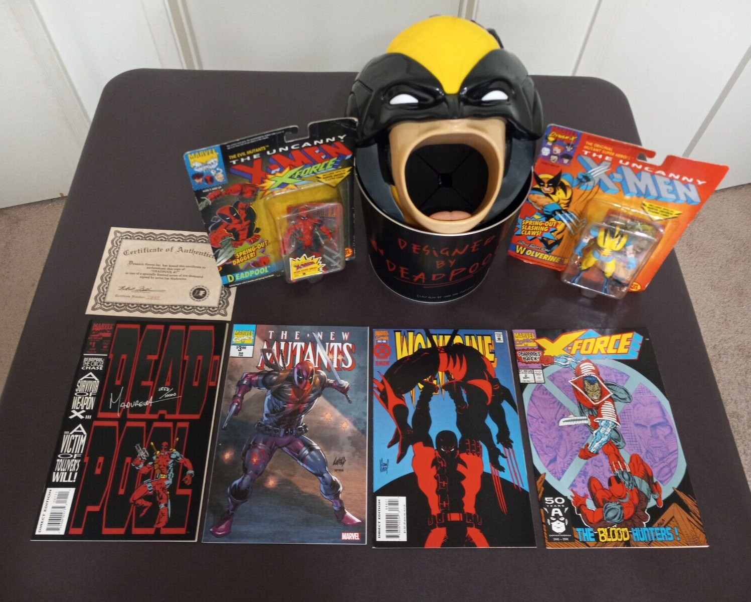 Wolverine 88 NON DELUXE, Deadpool Popcorn Bucket, Deadpool 1 S/N, Figures & More