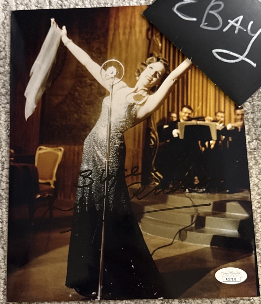 Julie Andrews Hand Signed Autograph JSA COA Sound Of Music