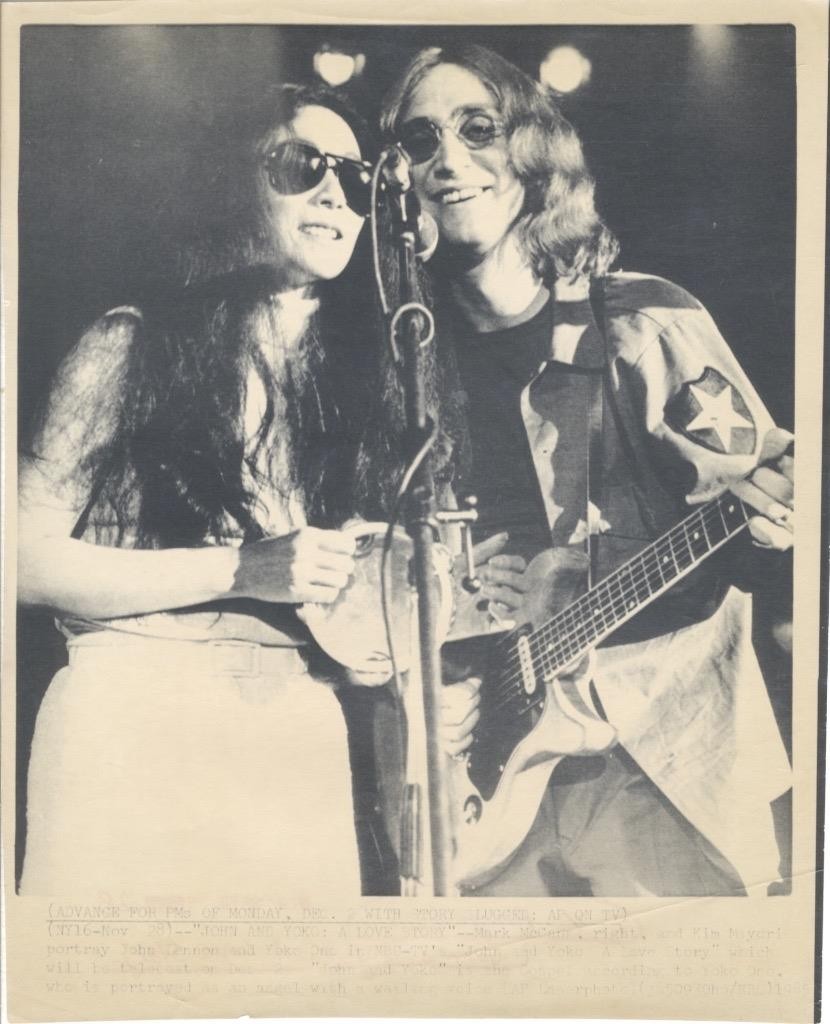 JOHN LENNON-ORIGINAL PHOTO-YOKO ONO-“A LOVE STORY”