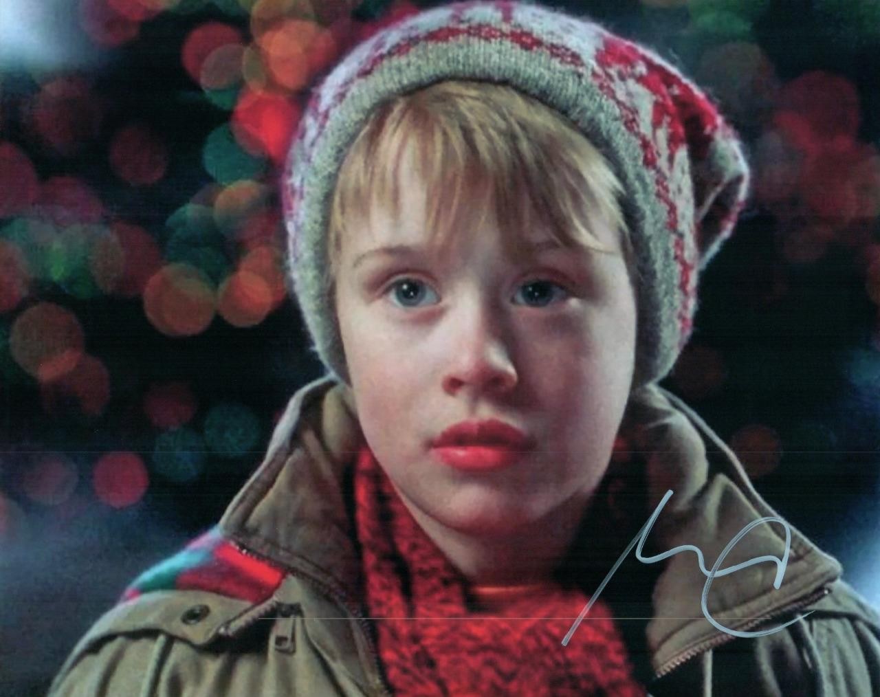 Macaulay Culkin autographed 8×10 Photo signed autograph Picture with COA