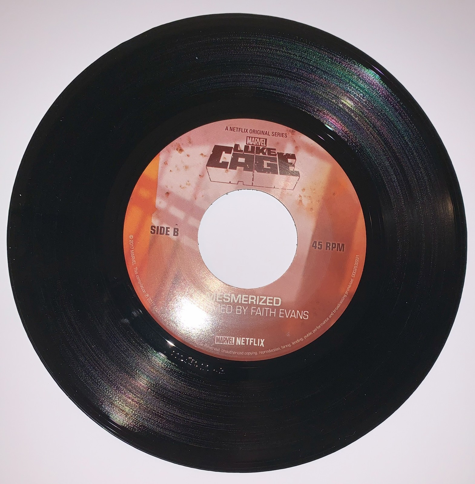 Mike Colter ‘Luke Cage’ as Luke Cage Original Autographed Netflix 45 rpm Cover