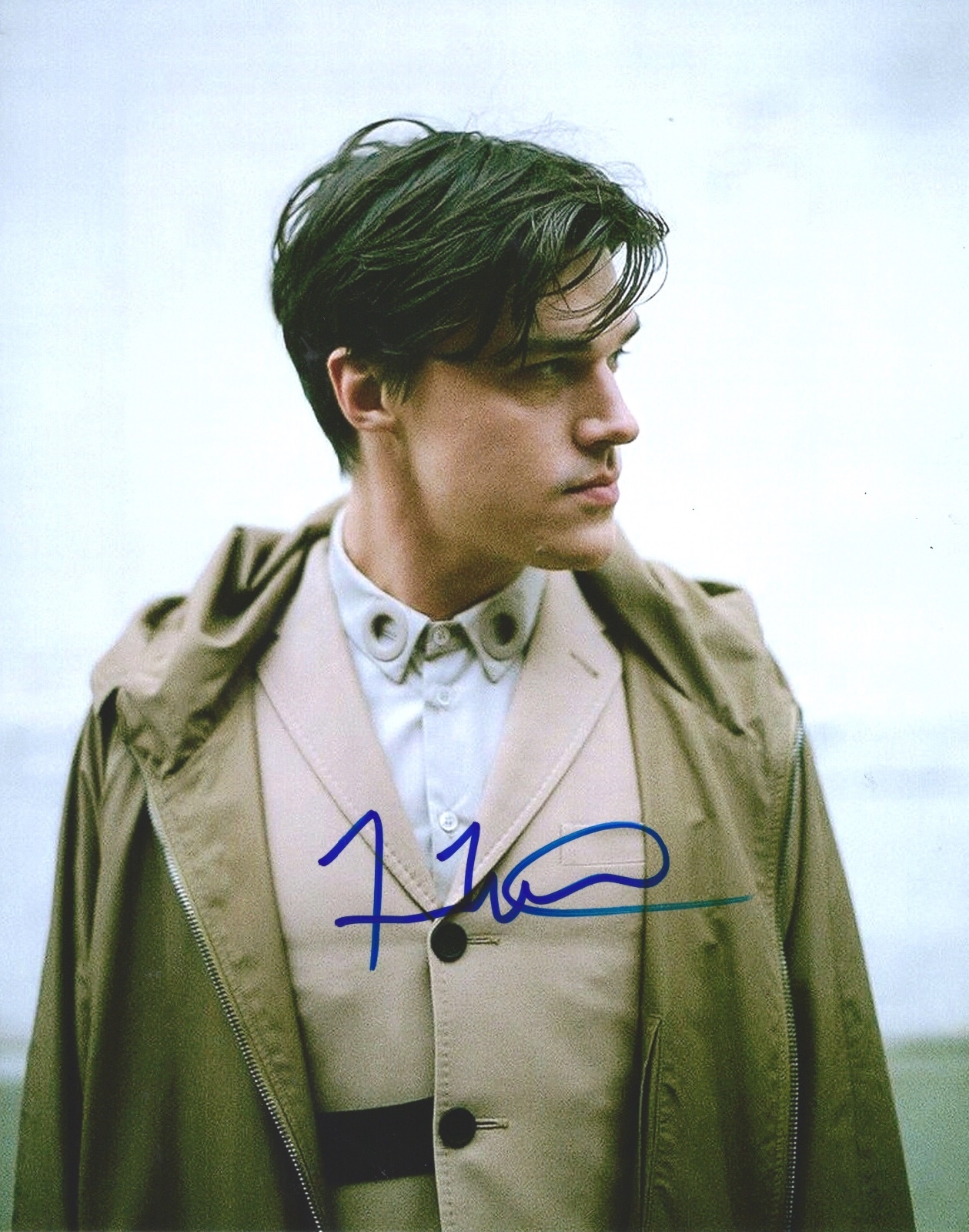 Finn Wittrock signed 8×10 photo – In Person Proof – The Big Short, AHS
