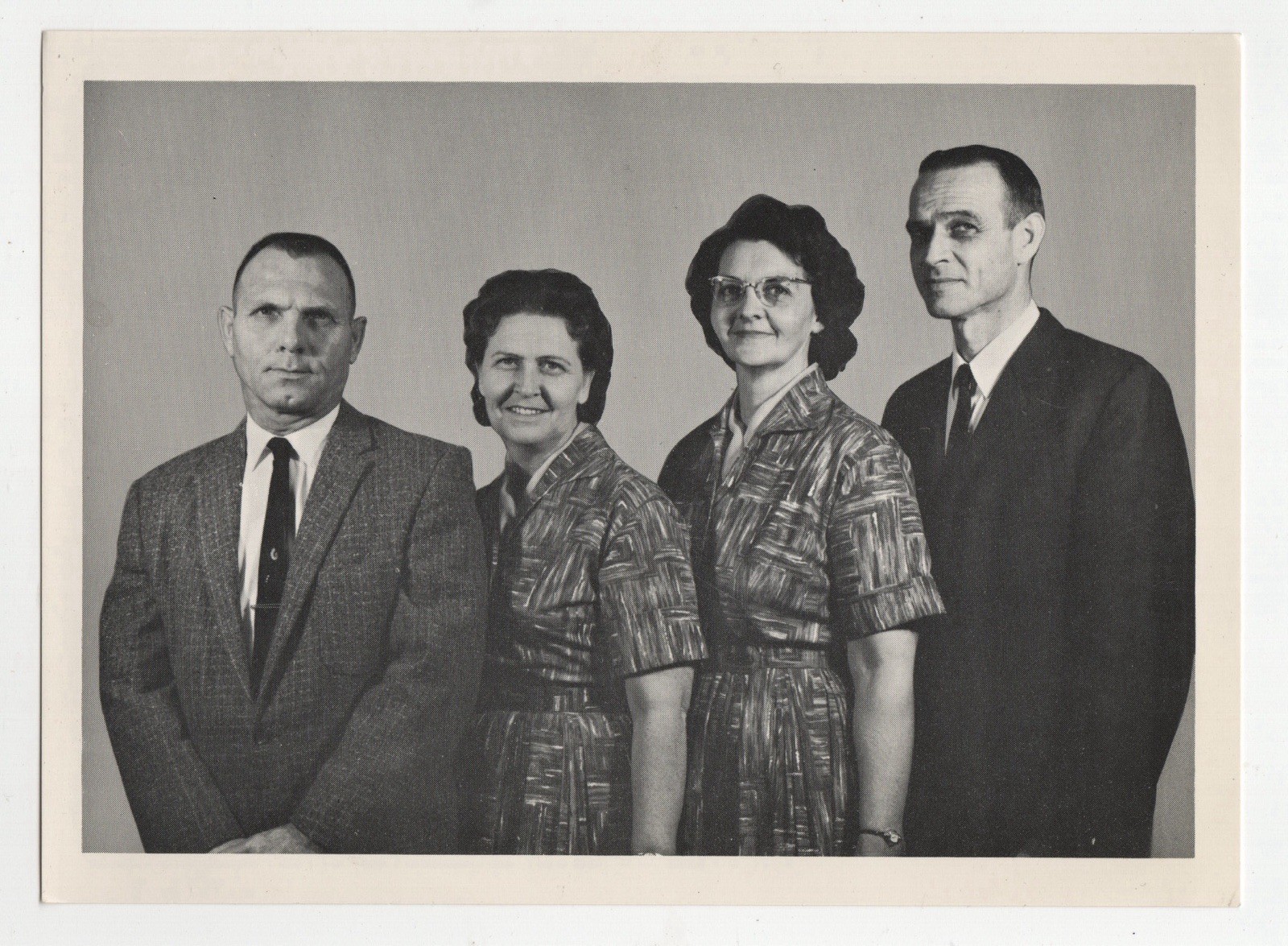 Rare IL Hillbilly Southern Gospel Group Photo THE REYNOLDS SINGERS Crusade