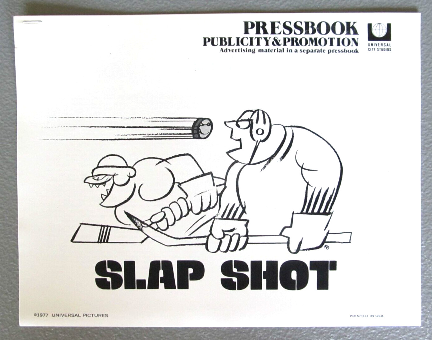 SLAP SHOT 8.5X11 PRESSBOOK 1977 NO CUT OUTS PAUL NEWMAN ICE HOCKEY CHIEFS A