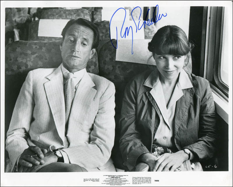 ROY SCHEIDER – AUTOGRAPHED SIGNED PHOTOGRAPH