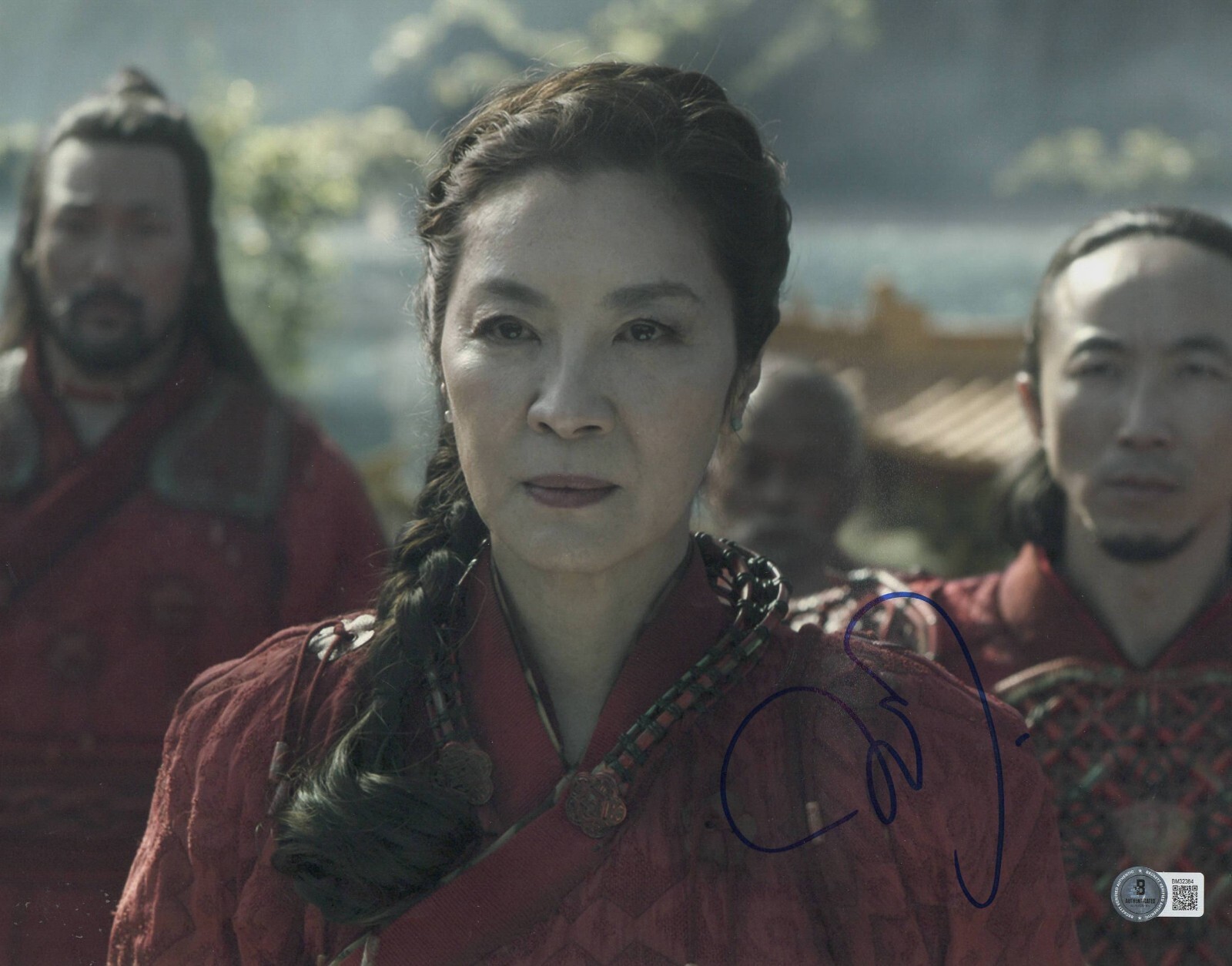 Michelle Yeoh Signed 11×14 Photo Shang-Chi Authentic Autograph Beckett