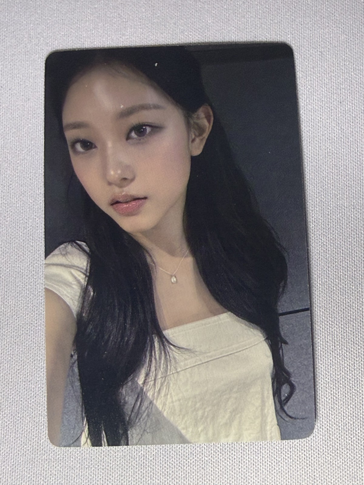 Haerin NewJeans Photocard Bunny Selfie – 1st EP Bluebook Ver NJZ Kpop Cute