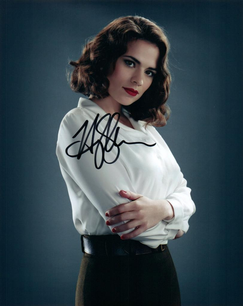 Hayley Atwell signed 8×10 Photo Picture autographed Pic with COA