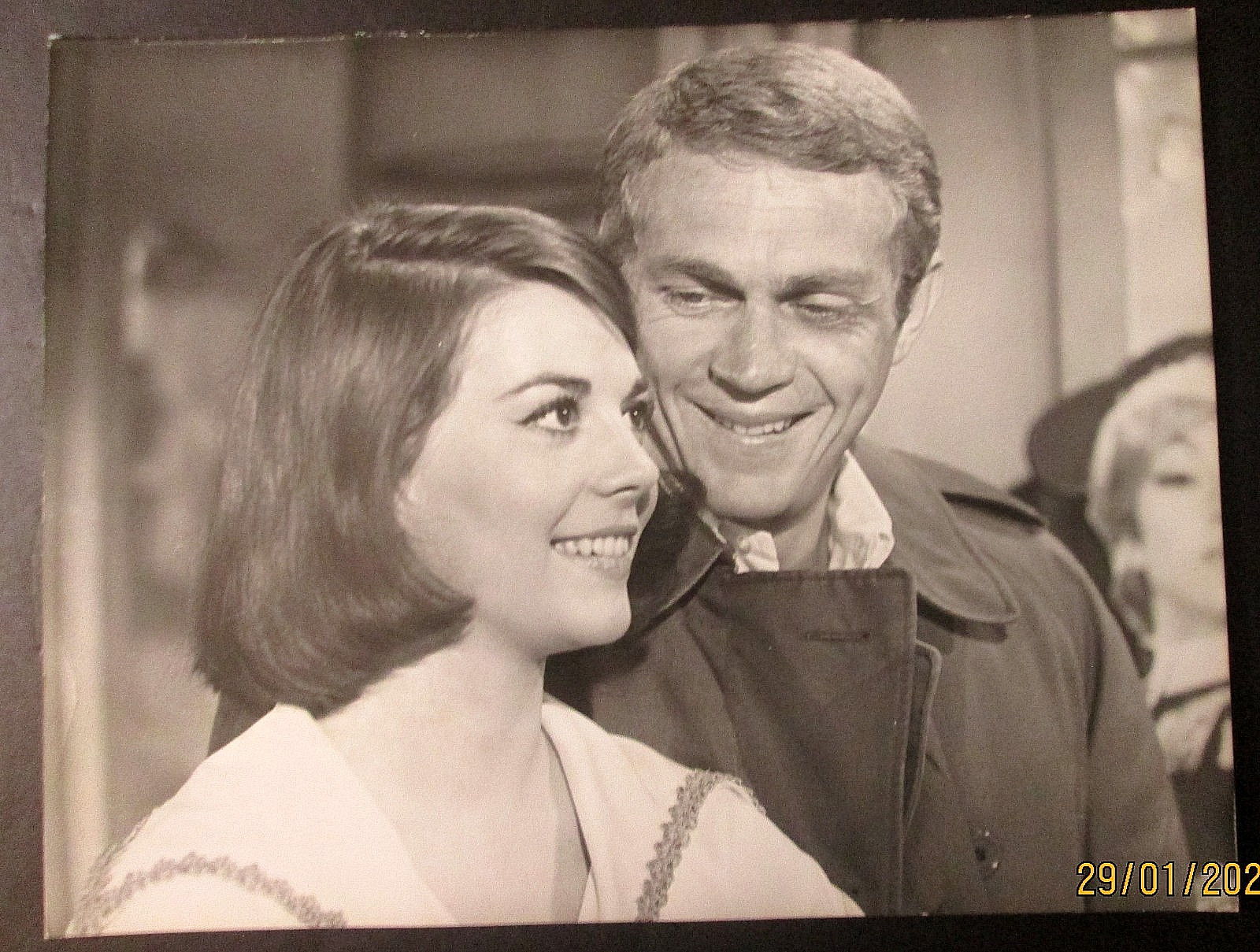 STEVE McQUEEN & NATALIE WOOD (ORIG,1963 VINTAGE LARGE SIZE 11X14 PHOTO) CLASSIC