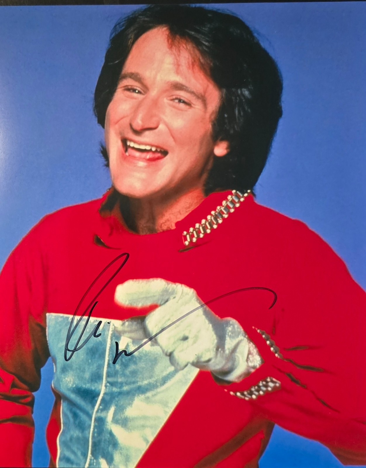 Robin Williams signed autographed 8 x 10 Crazy Ones press conf. 10-8-2013