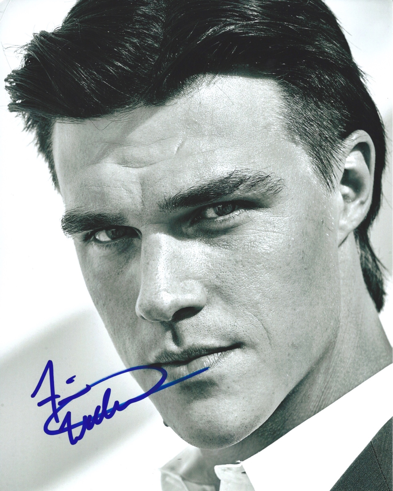 Finn Wittrock signed 8×10 photo – In Person Proof – The Big Short, AHS