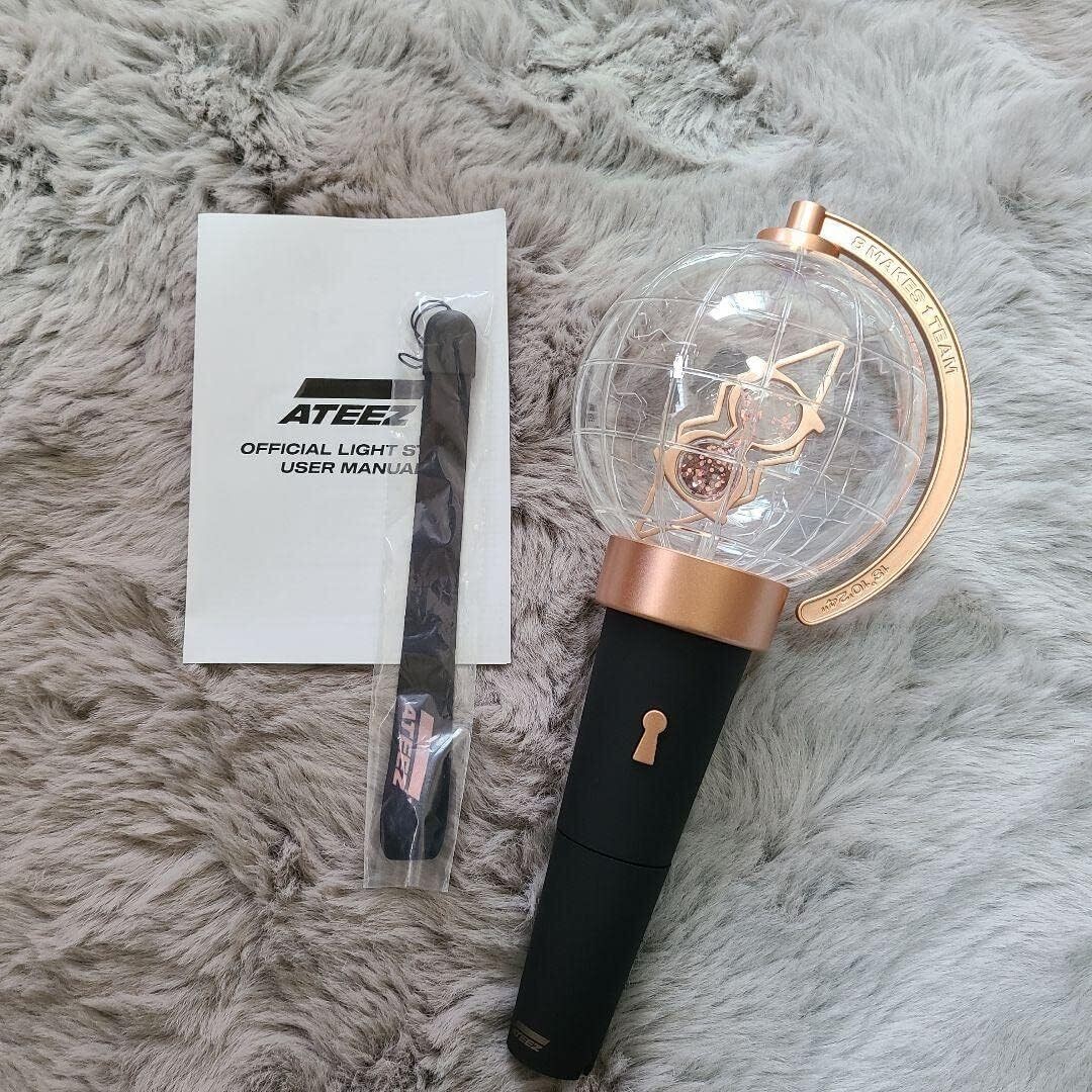 ATEEZ K-POP OFFICIAL LIGHT STICK Globe Shape Fluorescent Hand Lamp Glow Stick