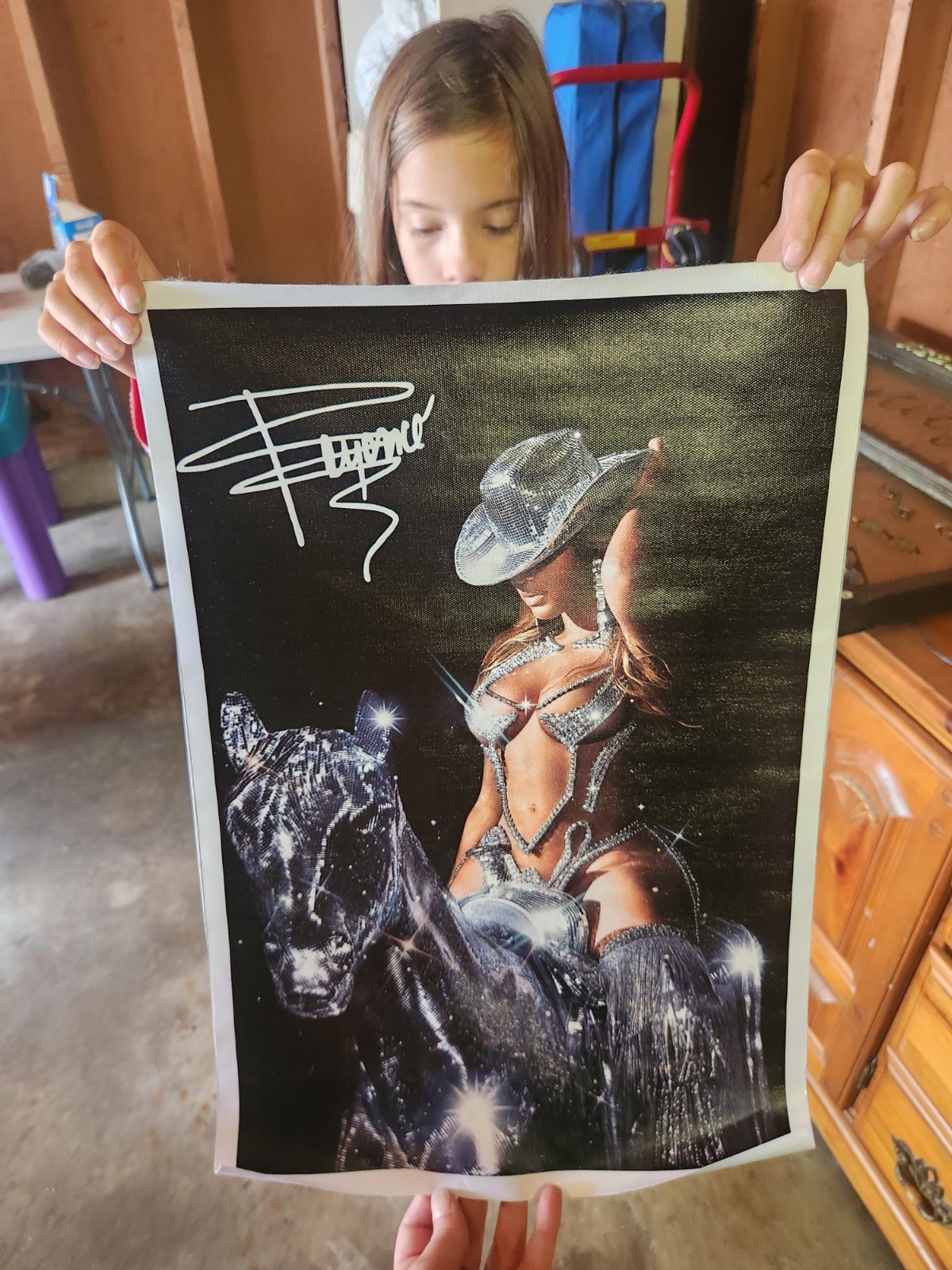 Brand NEW. Beyonce Canavas Poster. Approximately 12x18inches.