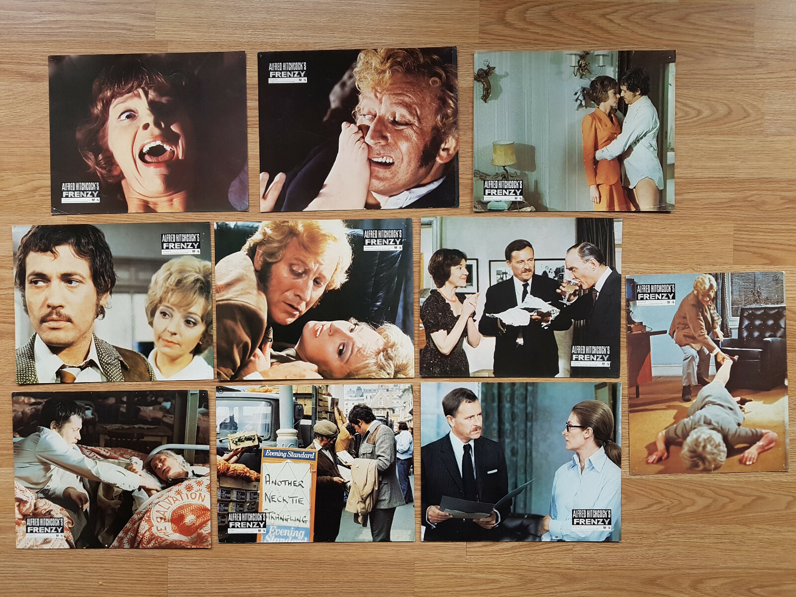 Hitchcock FRENZY – 10 rare German lobby cards 1972 – JON FINCH