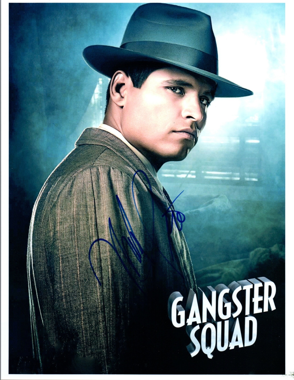 Michael Pena Signed Autographed 8×10 Photo Gangster Squad Shooter COA VD
