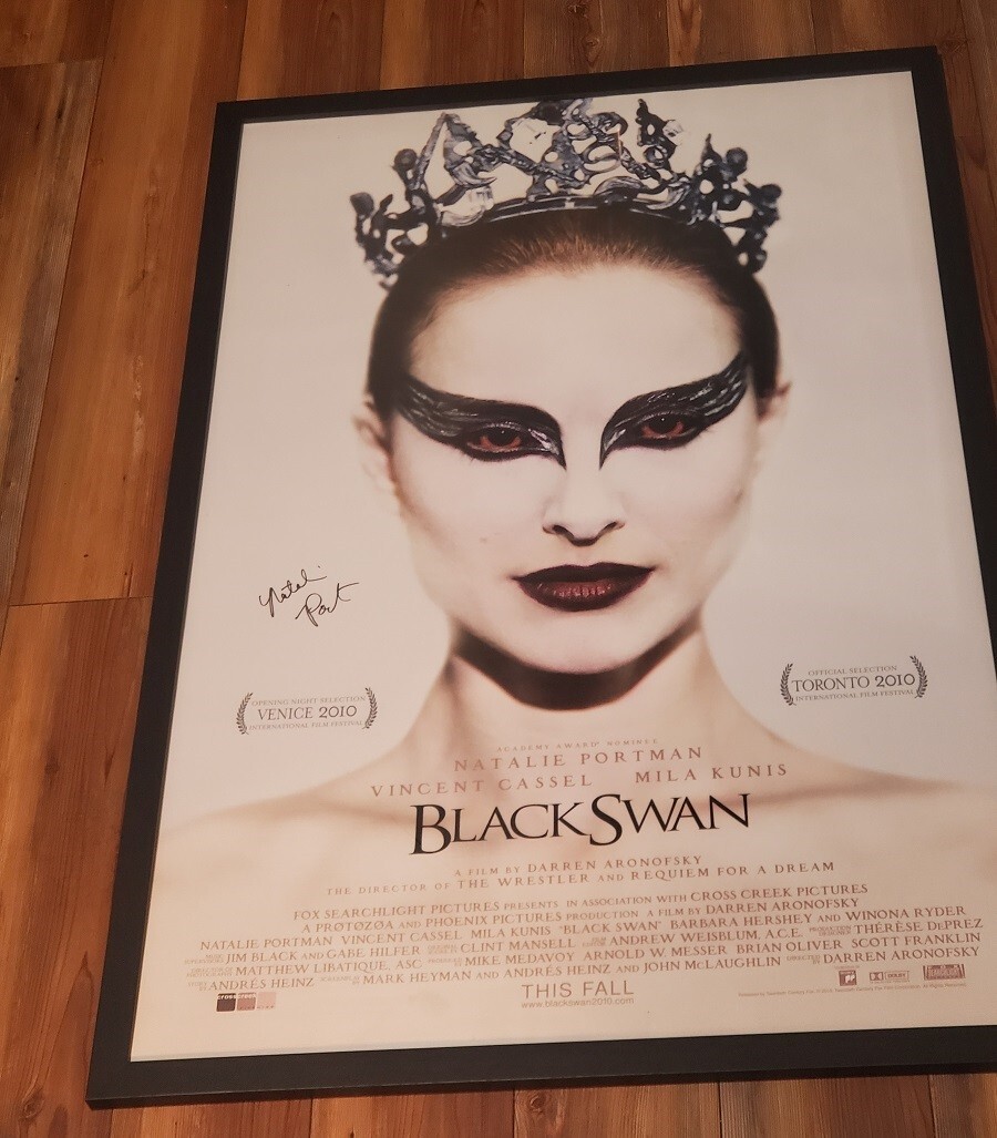Natalie Portman signed 27 x 40 movie poster SWAU Black Swan