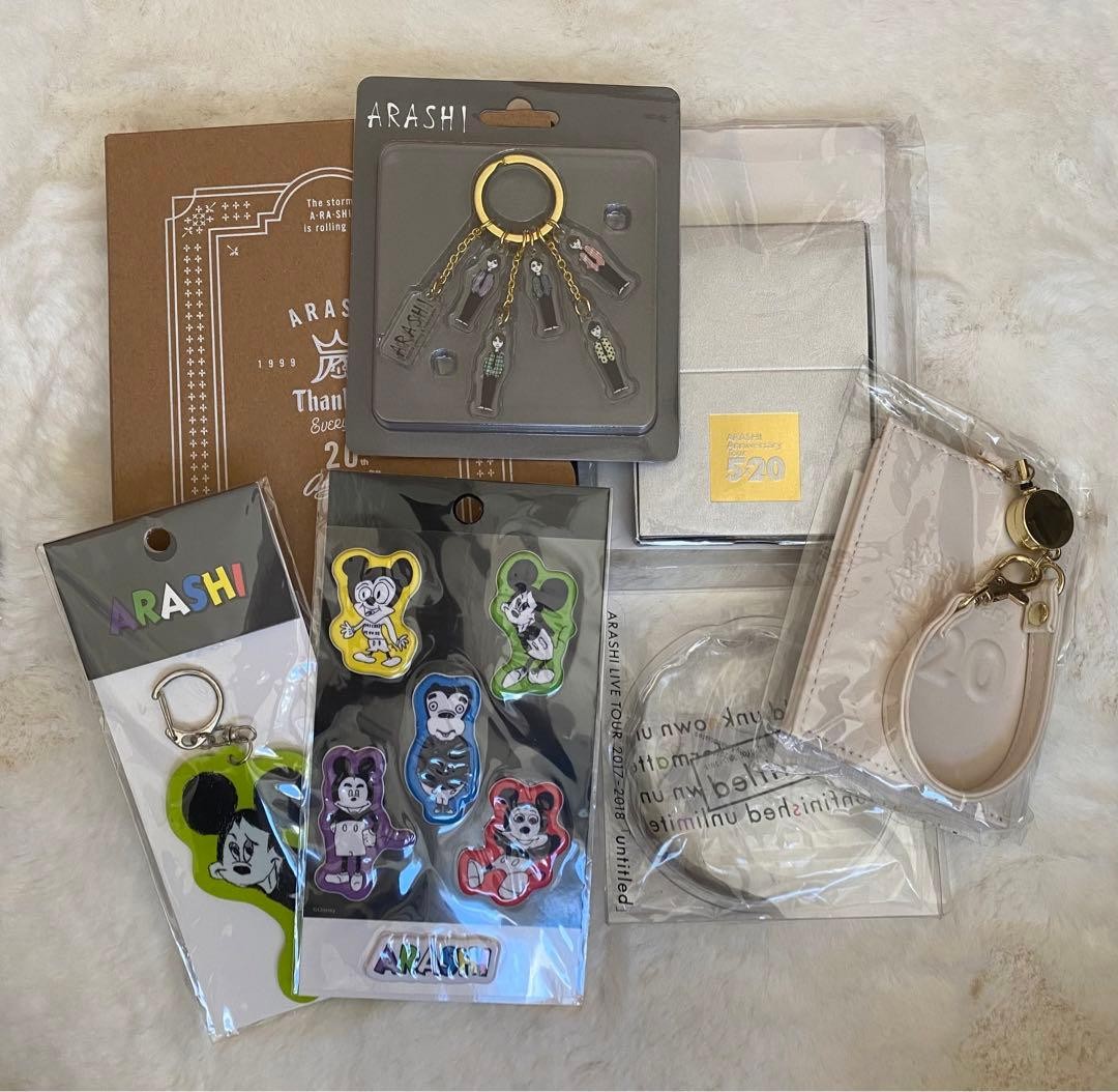ARASHI Official Idol Merchandise Set from Concert/Fan Club, Good Condition