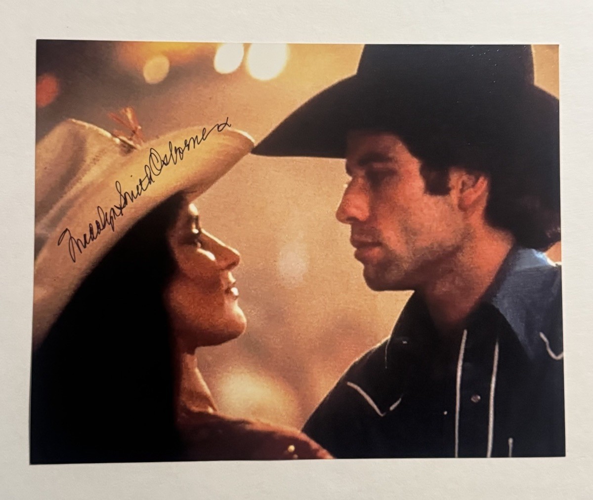 MADOLYN SMITH OSBORNE SIGNED 8×10 PHOTO ACTRESS AUTOGRAPHED URBAN COWBOY COA