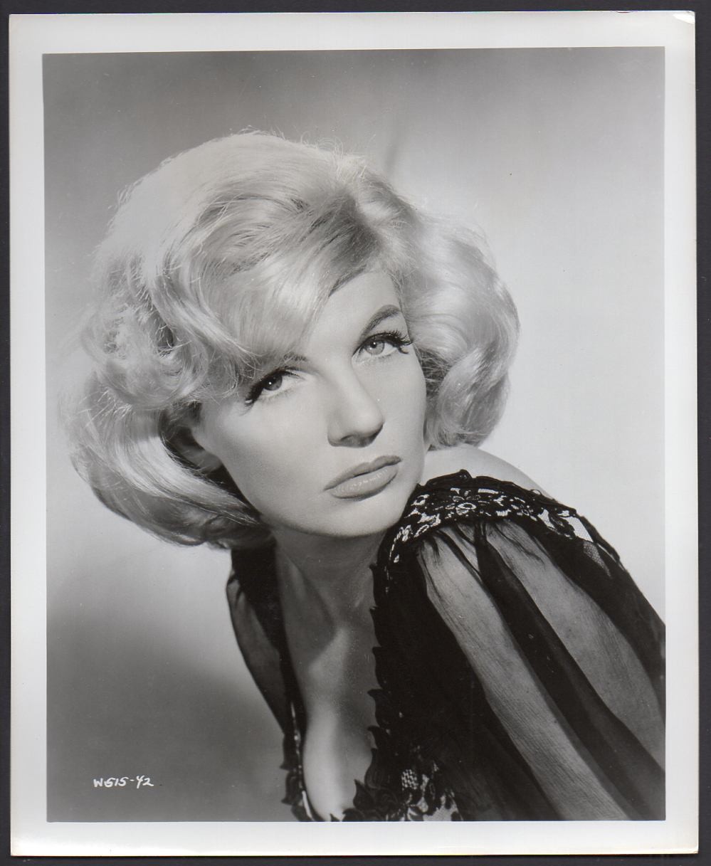 Corinne Calvet sexy busty French actress BLUEBEARD’S TEN HONEYMOONS Orig Photo