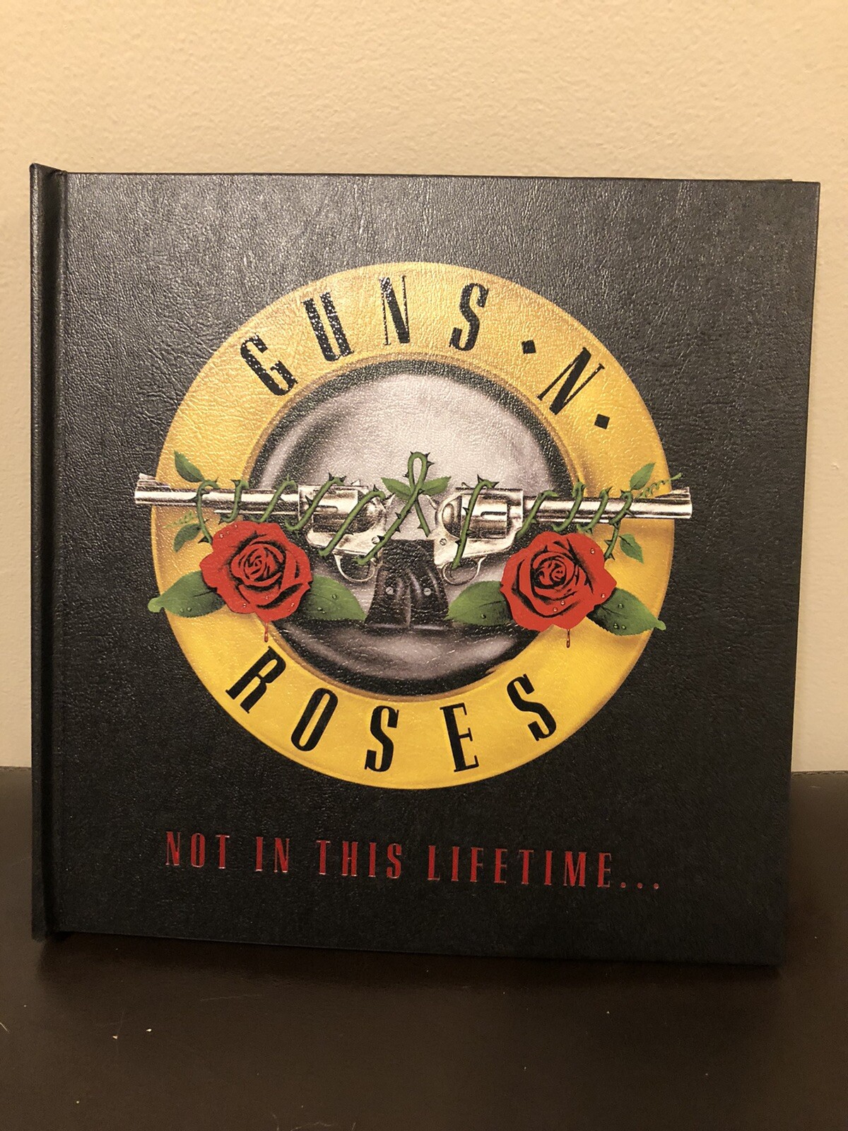Guns N Roses Not In This Lifetime #1232/4000 Limited Numbered Edition