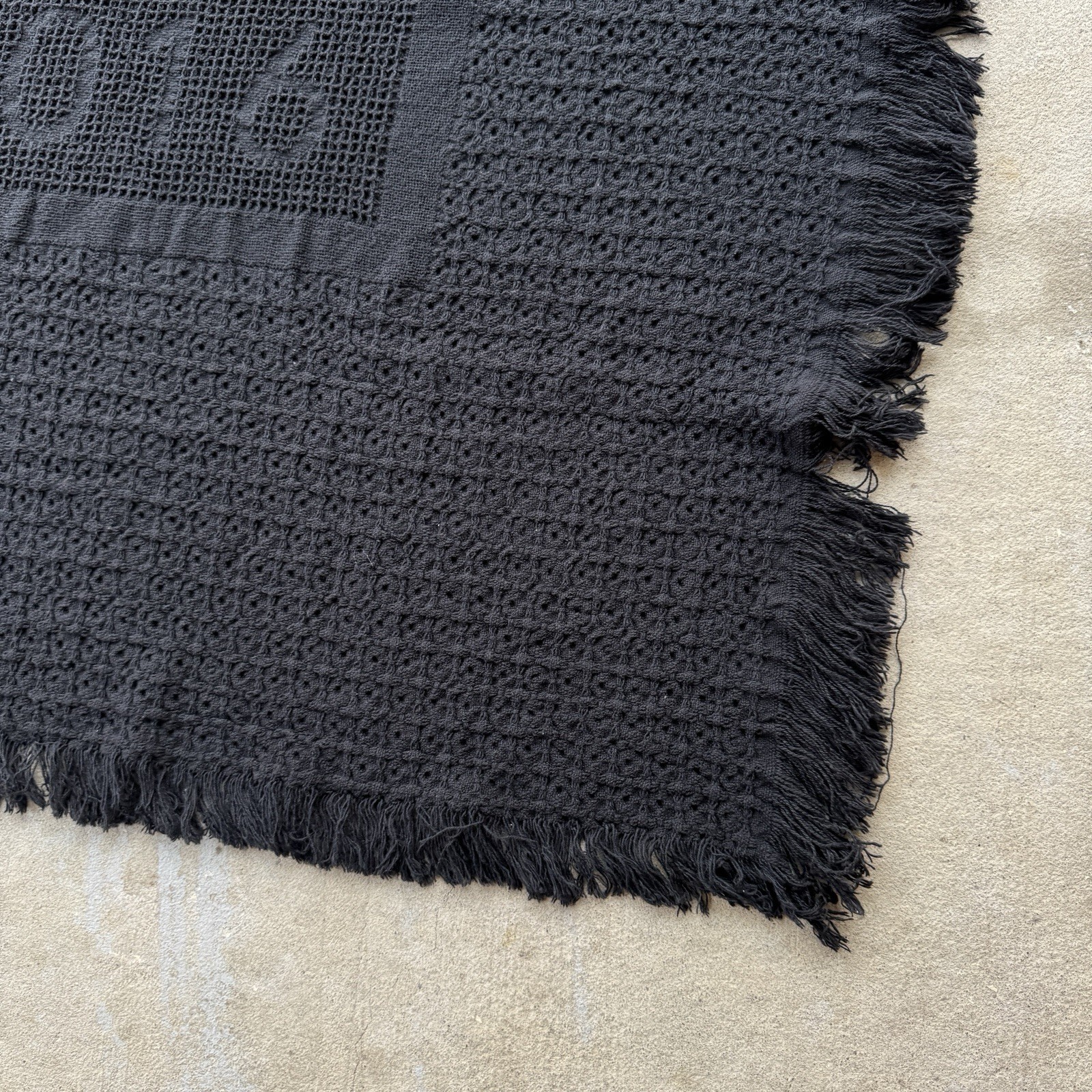 ADELE Live 2016 Blanket Throw Knit Black Tour Merchandise