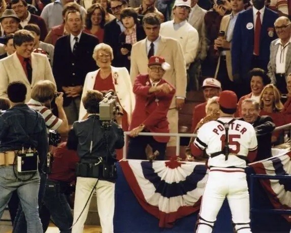 August Busch Darrell Porter St Louis Cardinals World Series 8×10 PHOTO PRINT