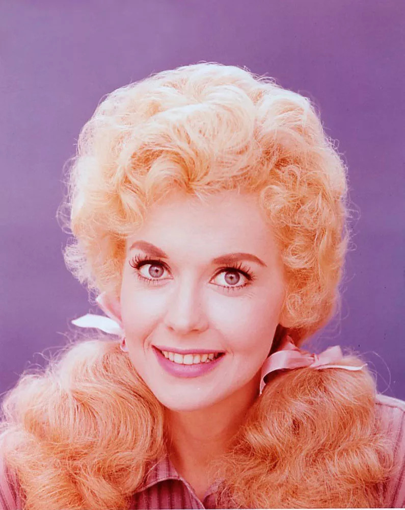 Donna Douglas Beauty 4×6 Picture Celebrity Print