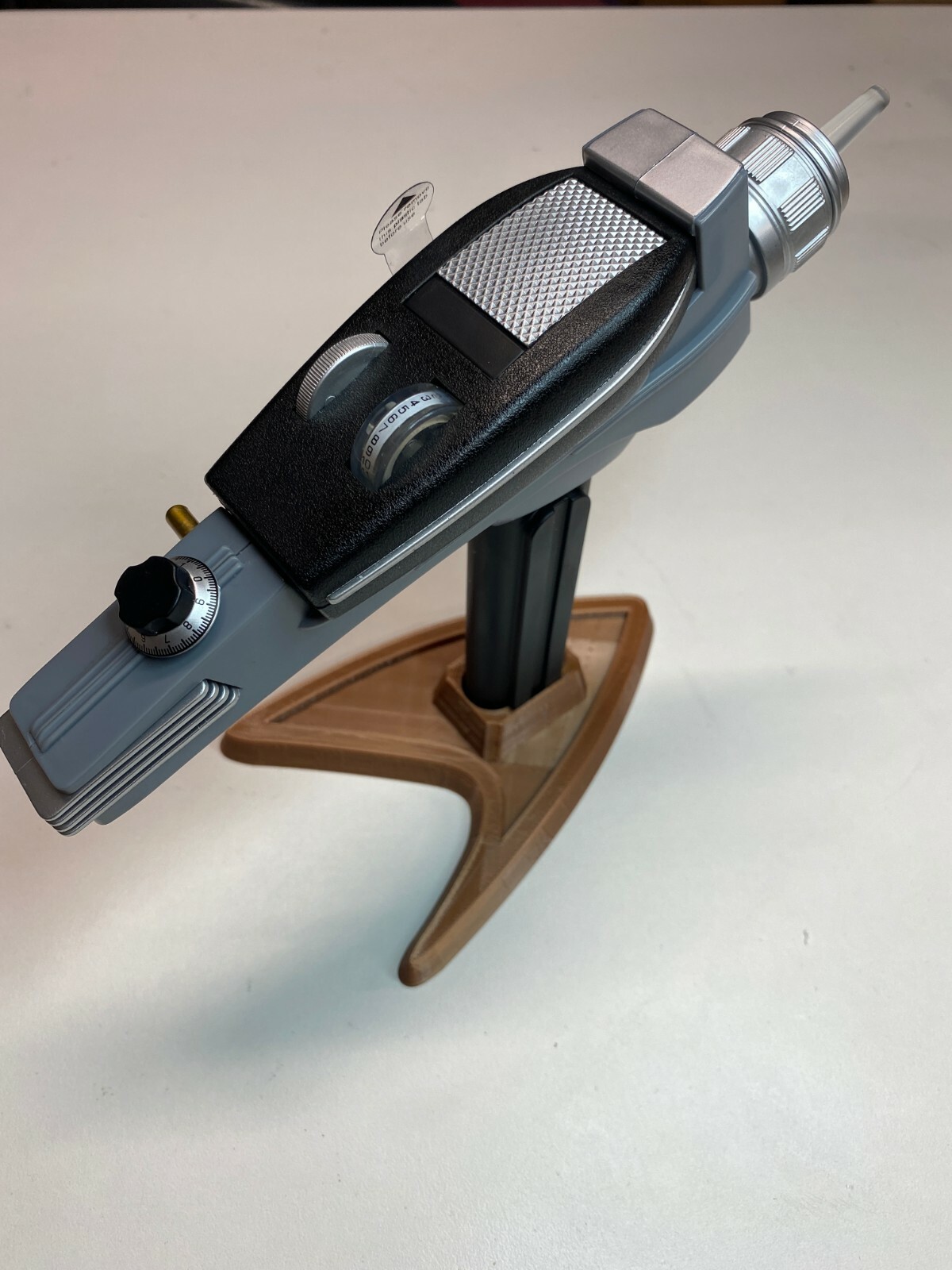 Display Stand for Diamond Select Star Trek Phaser Pistol prop kit Art Asylum