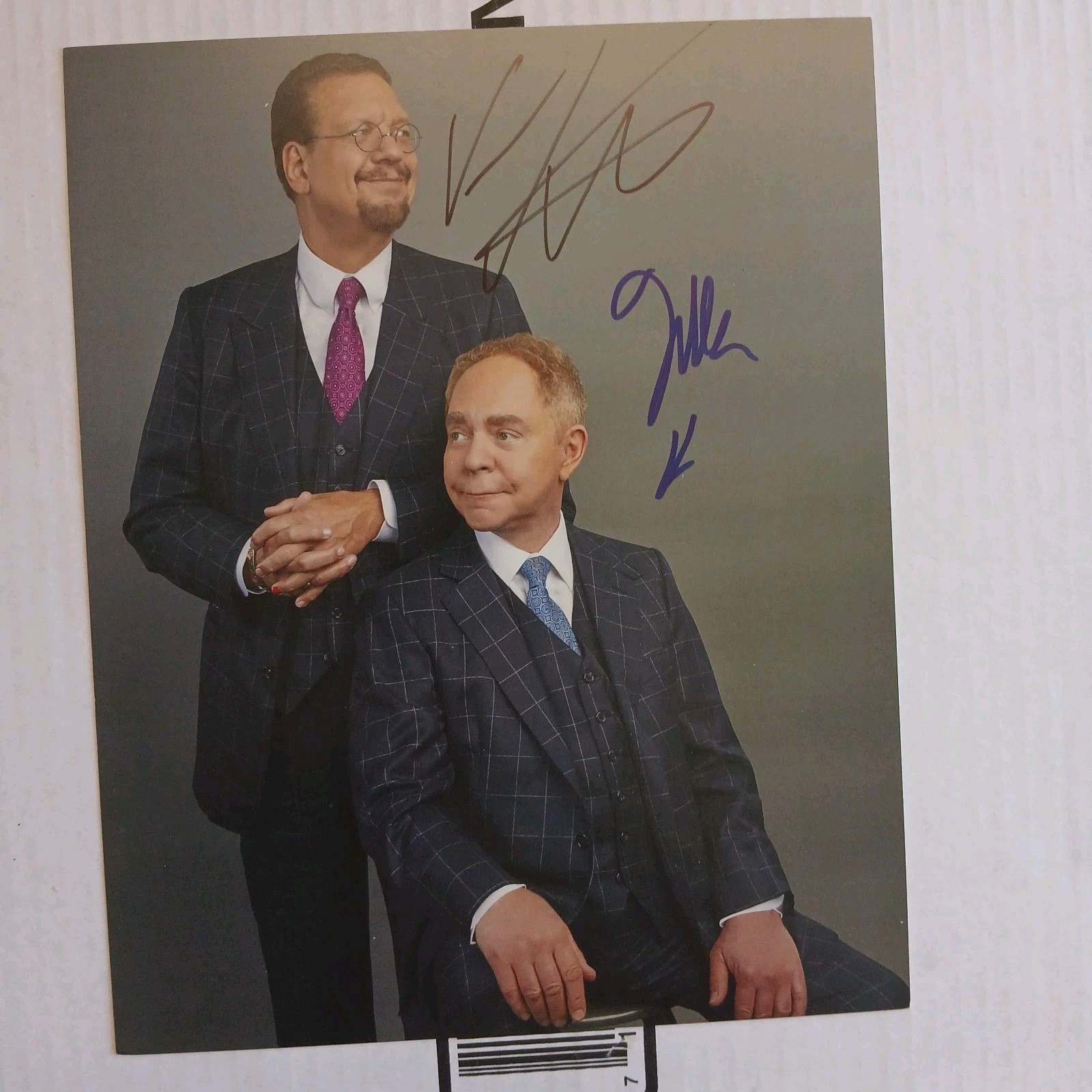 Penn & Teller autographed 8×10 Photo