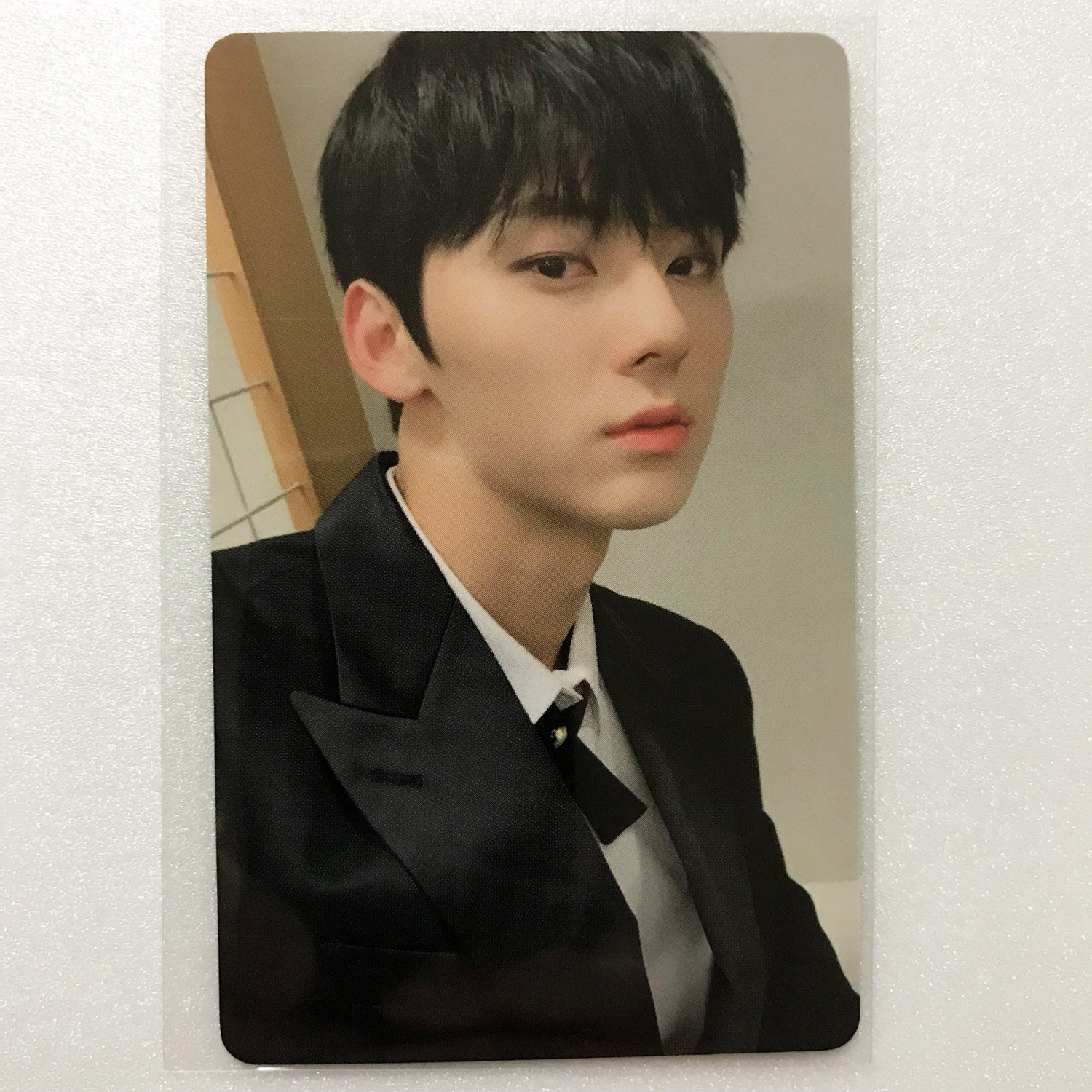 Wanna One Winter Pop Up Store Official + Wanna One Promotional Photocard