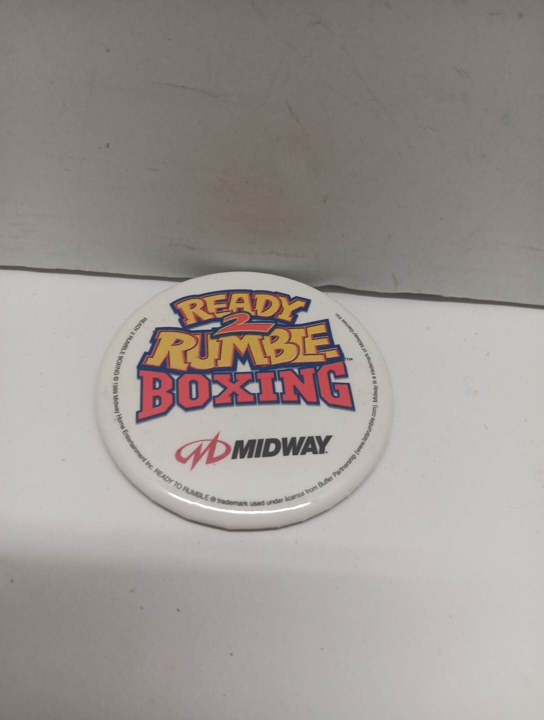 RARE Vtg 1999 Ready 2 Rumble Boxing Prome Button Pinback Midway Gaming Novelty