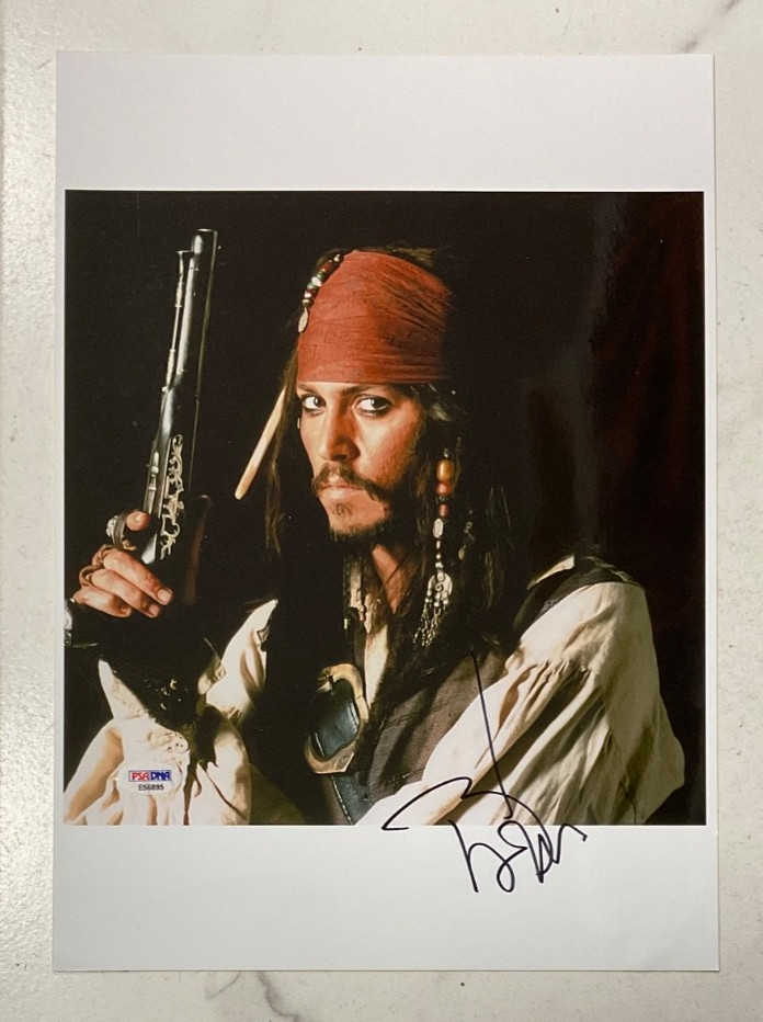 Johnny Depp Signed 10X14 Pirates Of The Caribbean Photo PSA/DNA Certified