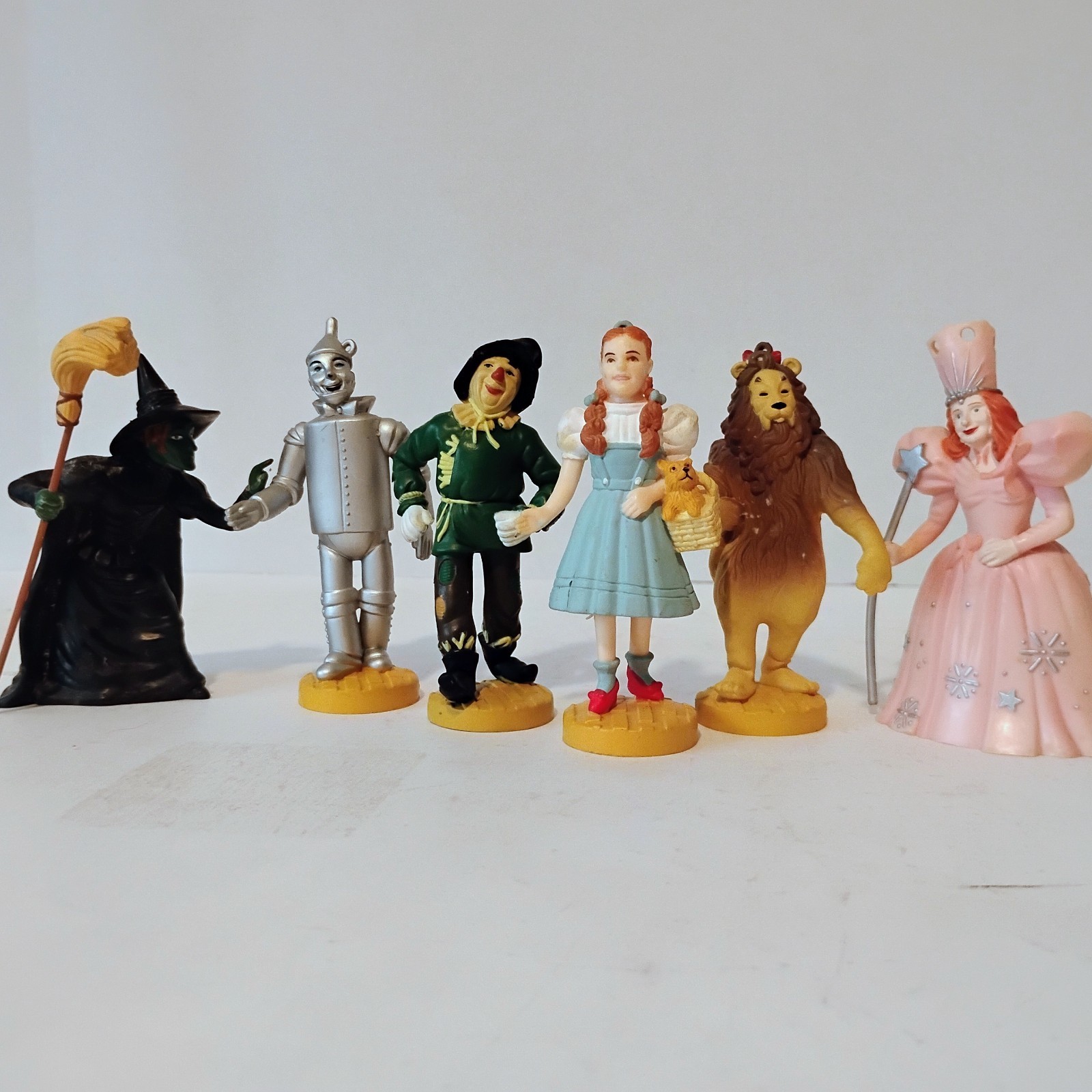 Vintage Wizard of Oz 1939 Loews Ren MGM Turner Macau Presents Figurine Set Of 6